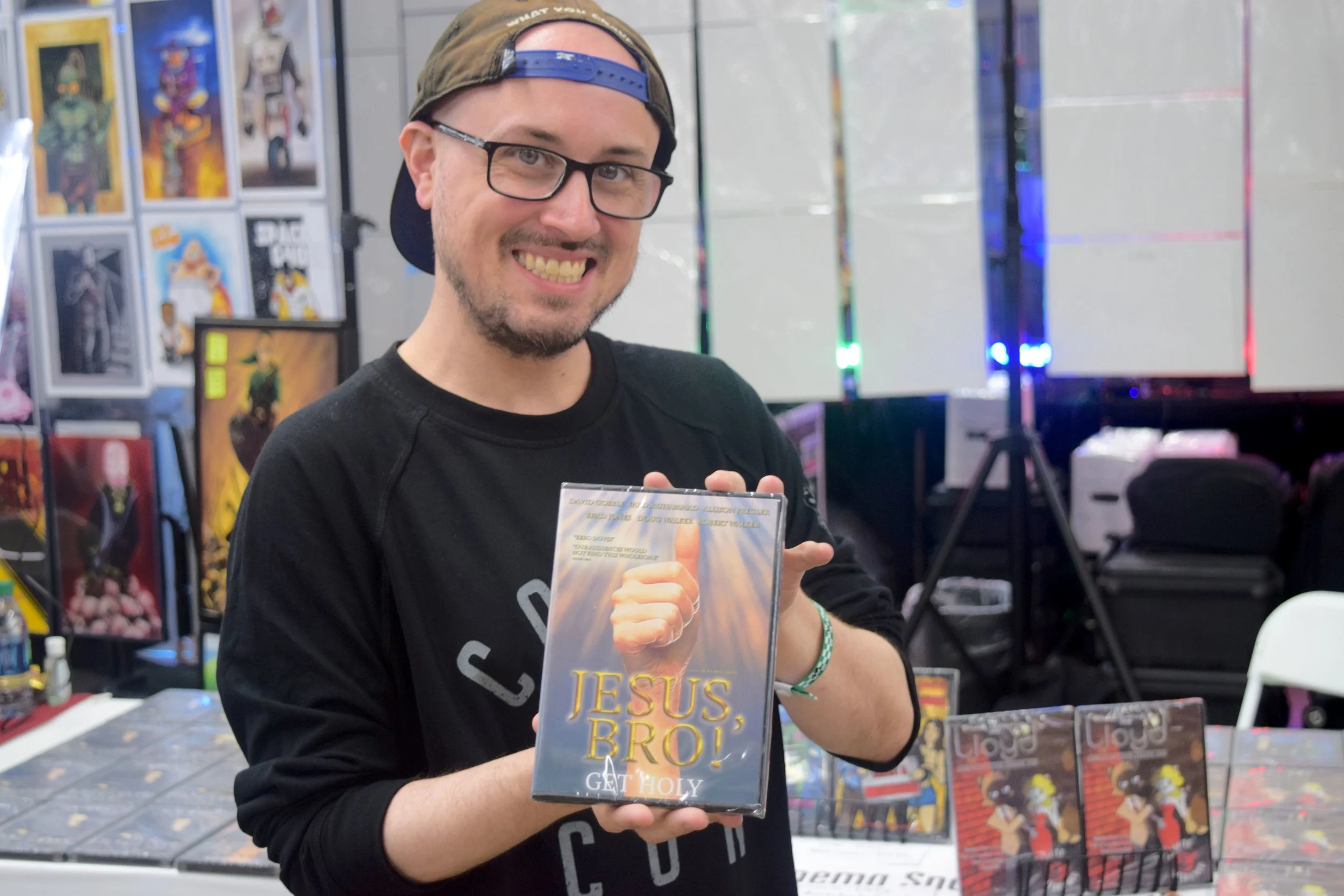 Brad Jones showing off his latest movie, Jesus, Bro! at WWDM 2018.