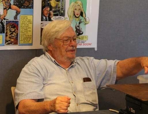 Frank McLaughlin at a comic convention in 2015.