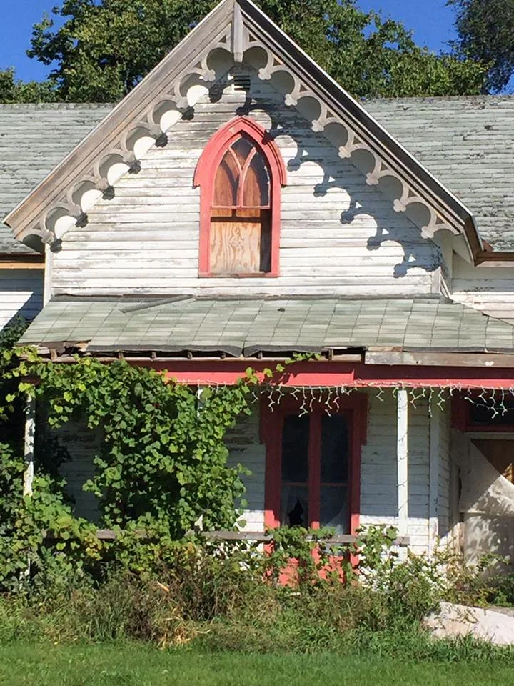 Someone's dream house... some time ago