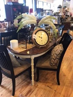 table jan.jpg