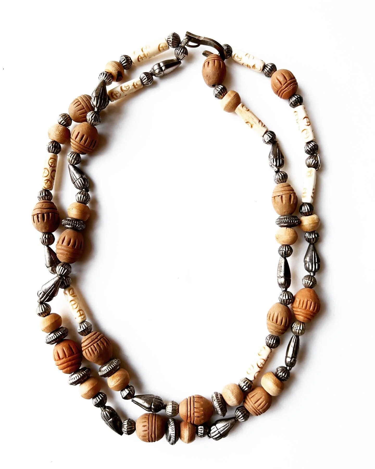 4D9813EC-9D76-41FC-8C33-514474F241C6