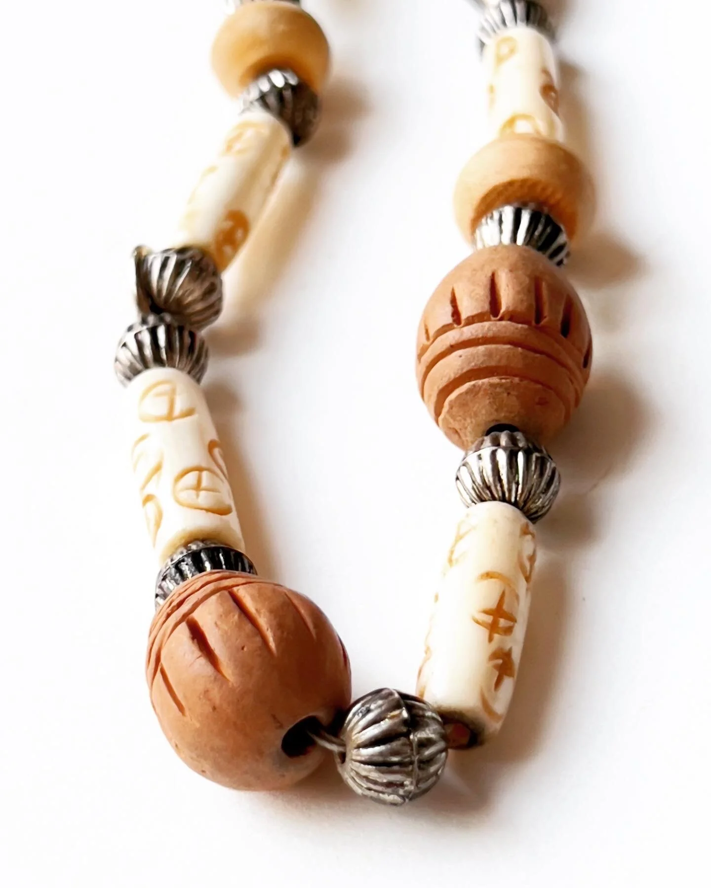 DD05B277-27B4-4E99-ACDB-CD03DD73A76C