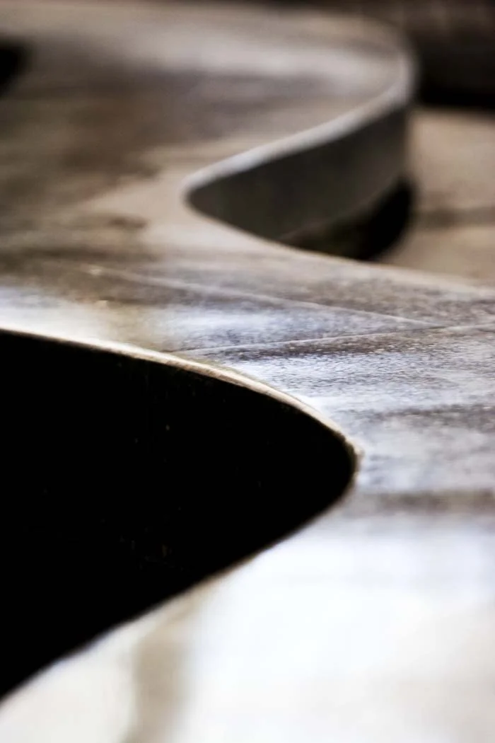 curvy bench.jpg
