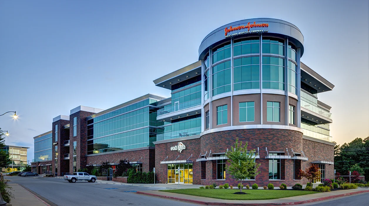 Pinnacle Center Four