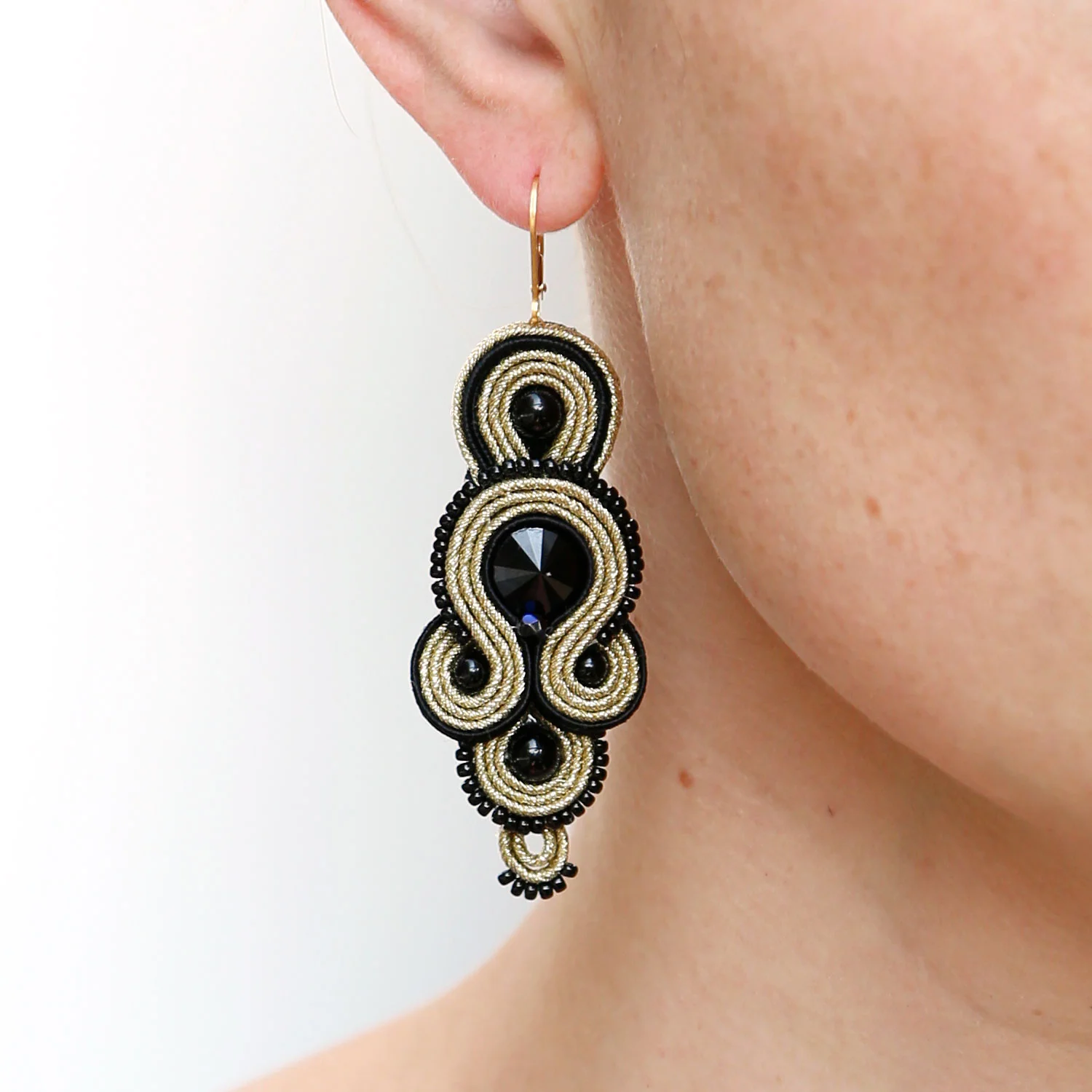 Anna-Livingston-Earrings-101.jpg