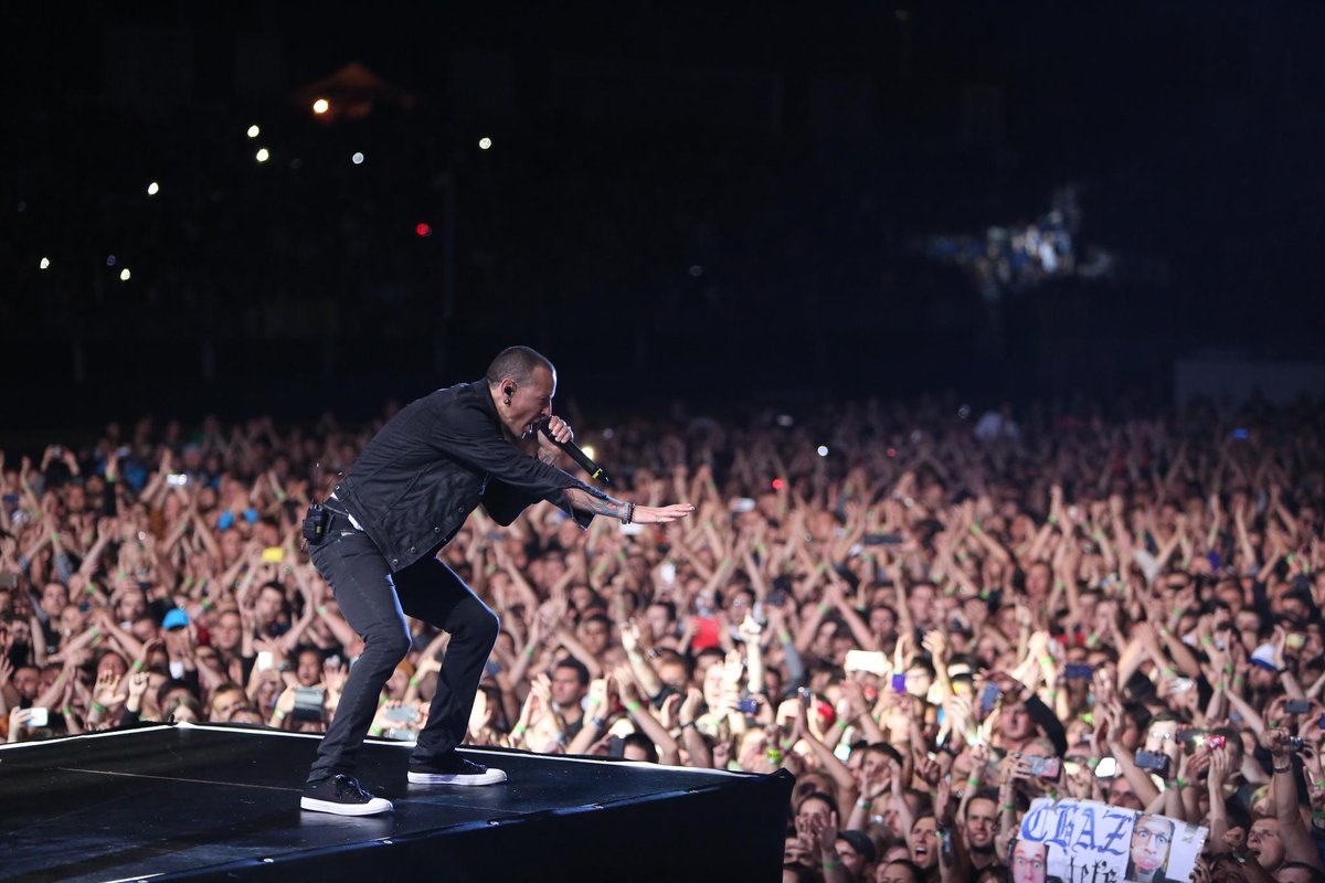 All Linkin' Park pictures were grabbed from the band's official Twitter page