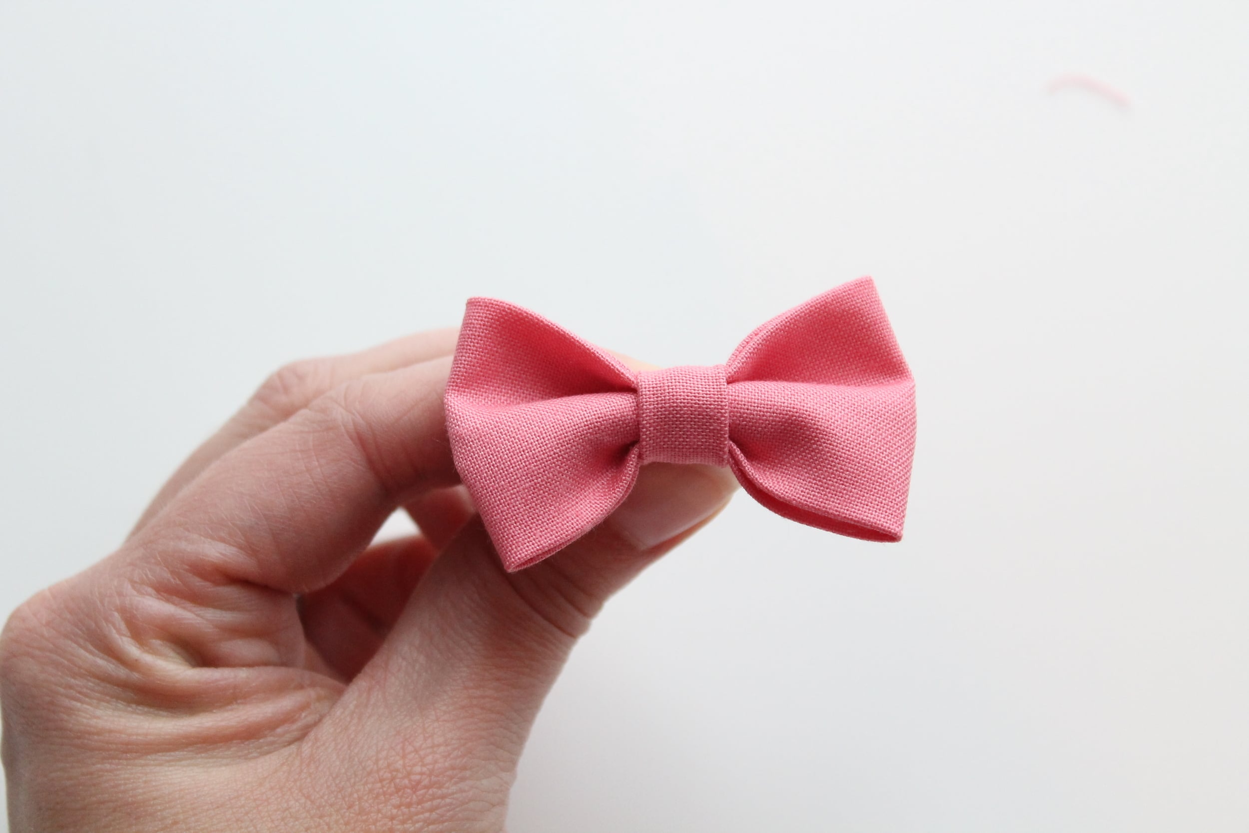 making a fabric bow