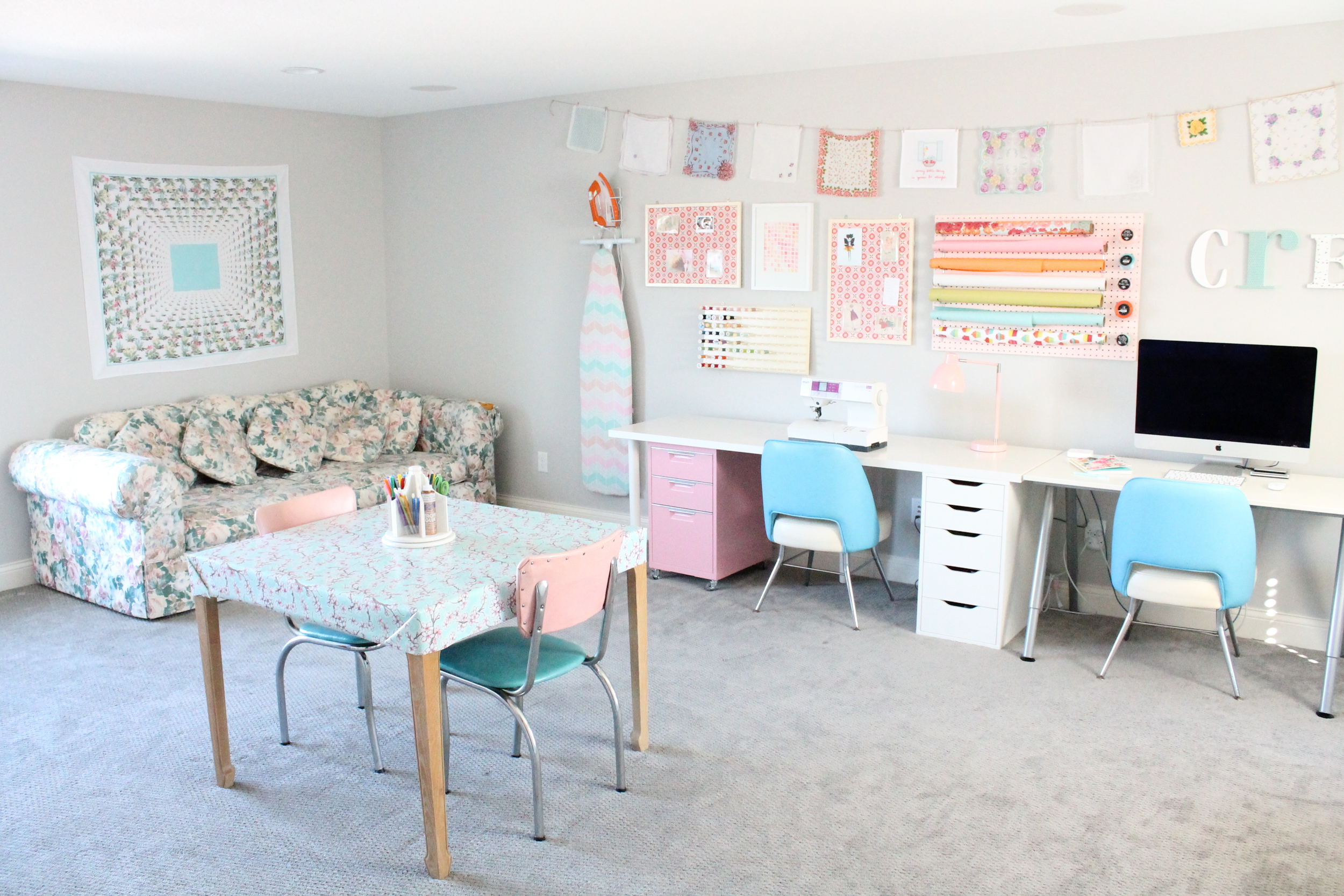 Family Craft Studio. Love how everyone in the family can share this creative space. A perfect craft room for sewing, scrapbooking or just hanging out and reading.