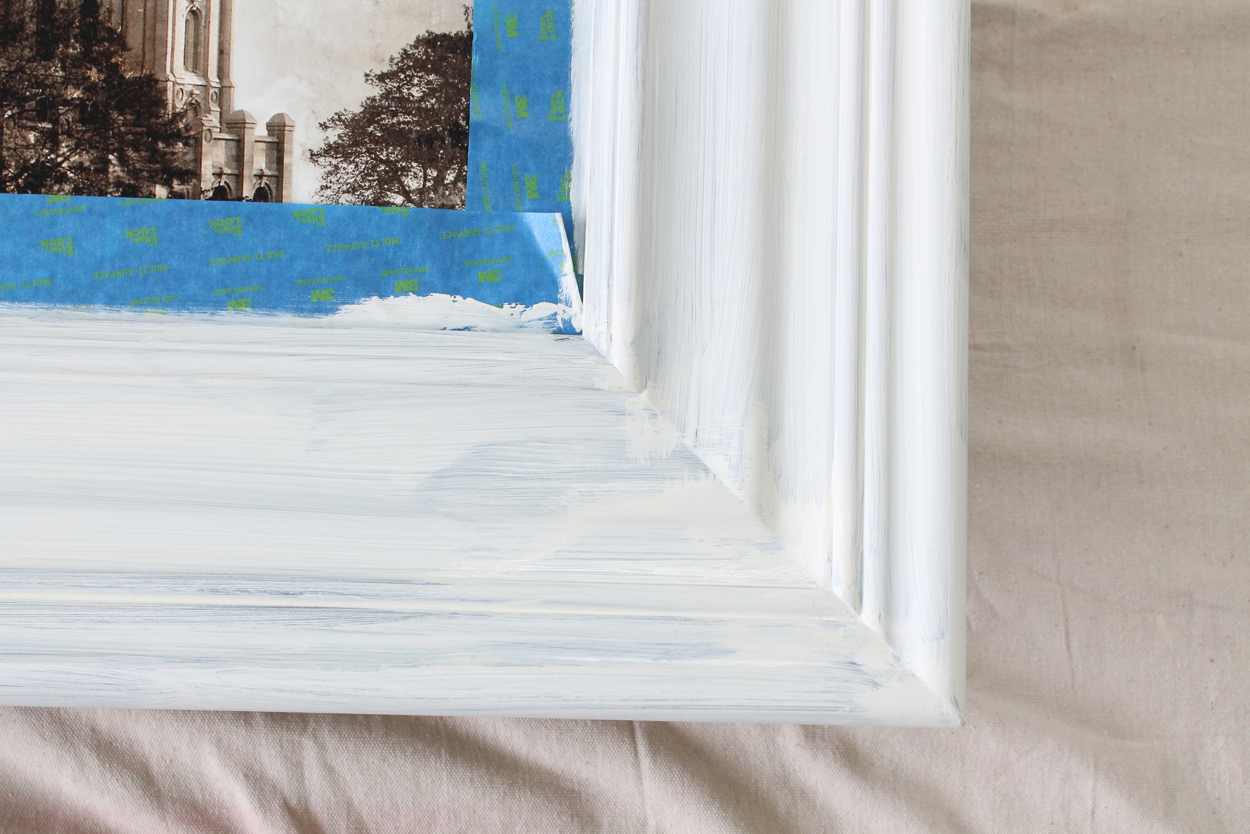 Painting a frame with Chalk Paint