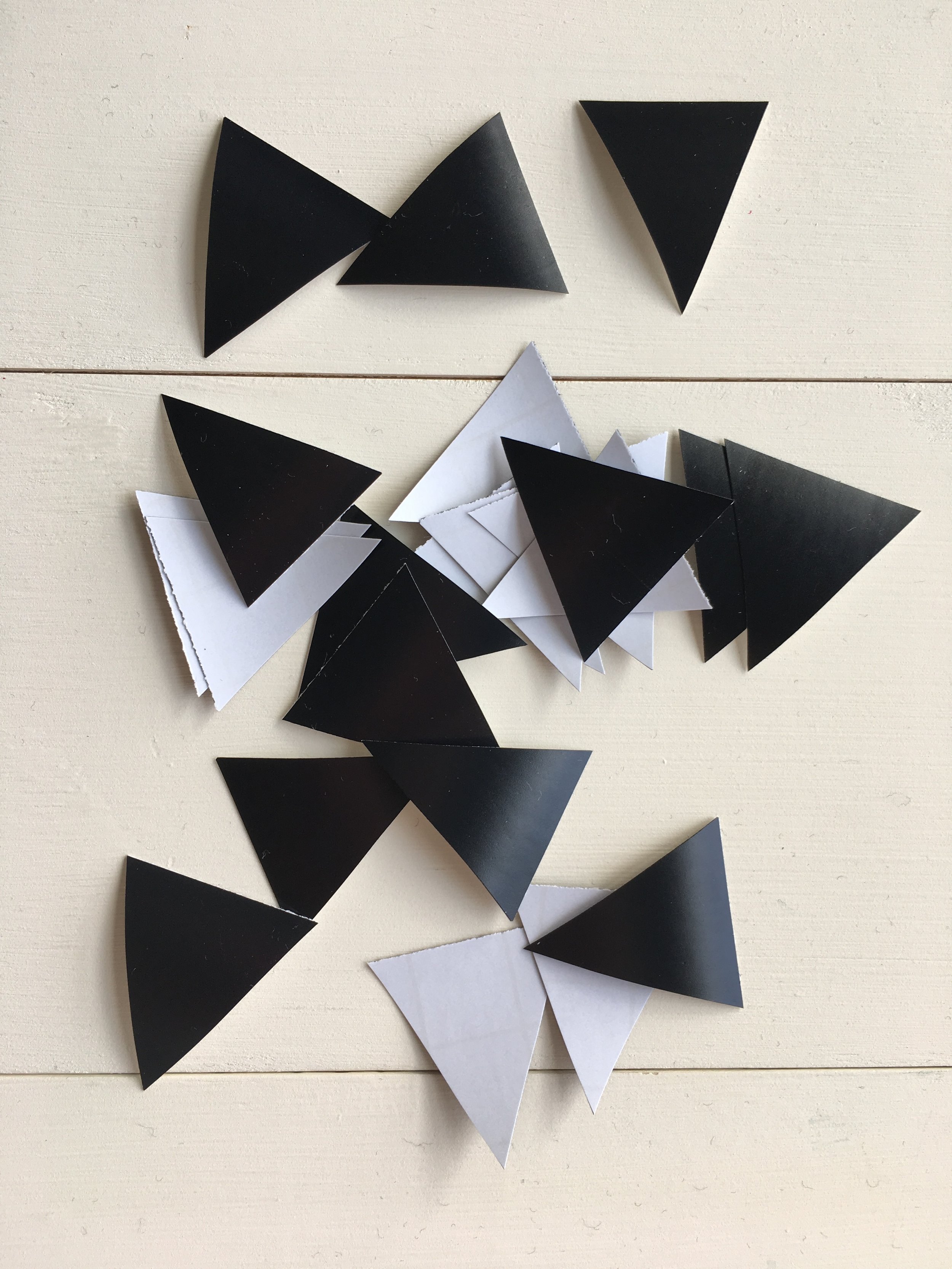 Vinyl triangle wall decals
