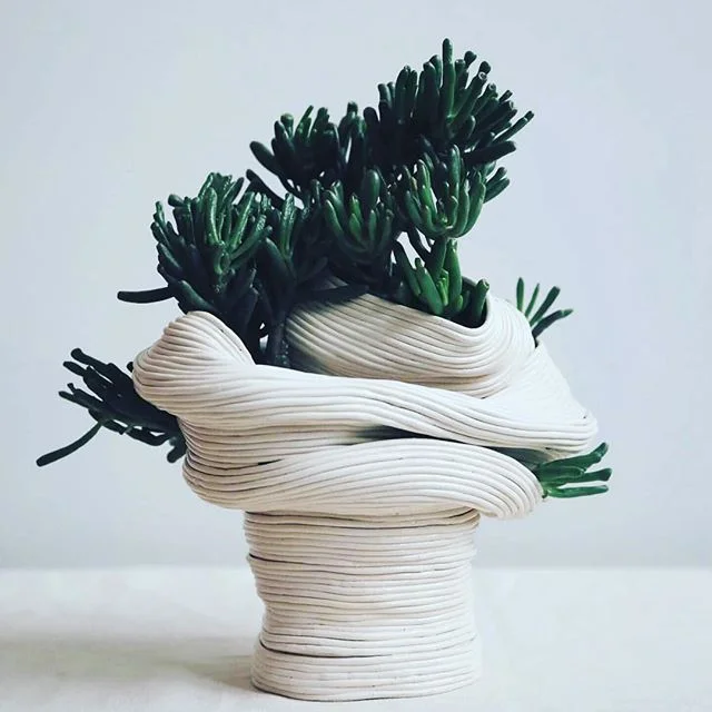 Monday 〰️Yin yoga, today we explore our layers and practice dissolving within our outer casing. A beautiful , quiet and restoring yoga class to slow down and reach homestatisis with in the body improving digestion, immunity, hormones and your autonom