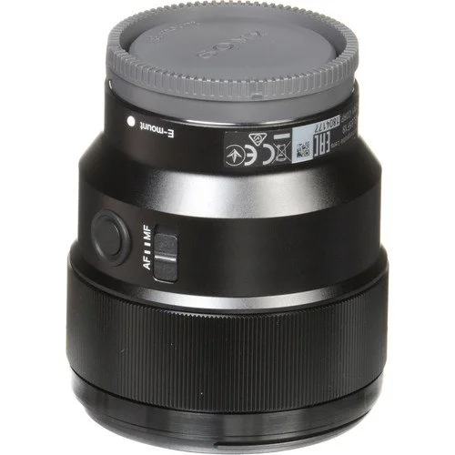 sony 85mm lens hire.jpg