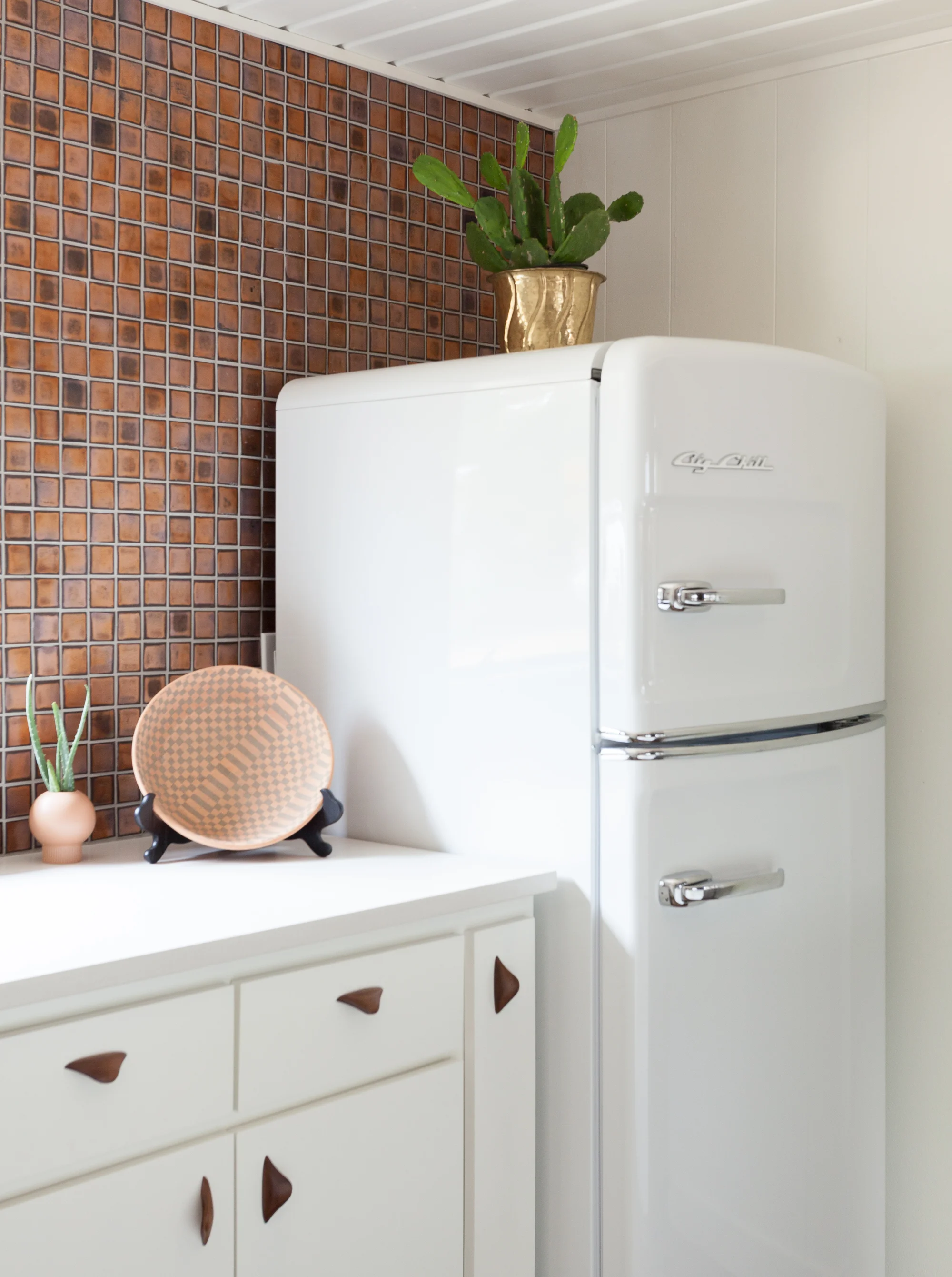 ERIN WILLIAMSON | OKENA BIG CHILL REFRIGERATOR COPPER TILES MIXED METALS