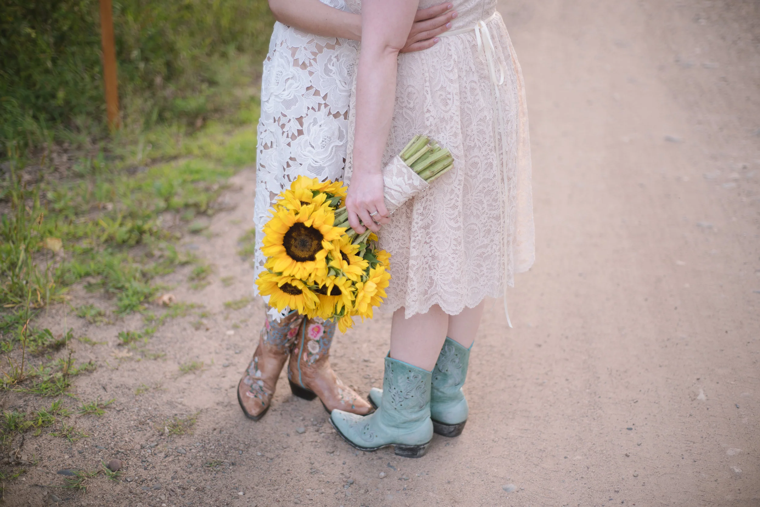Hanna & Nicole - 513.jpg
