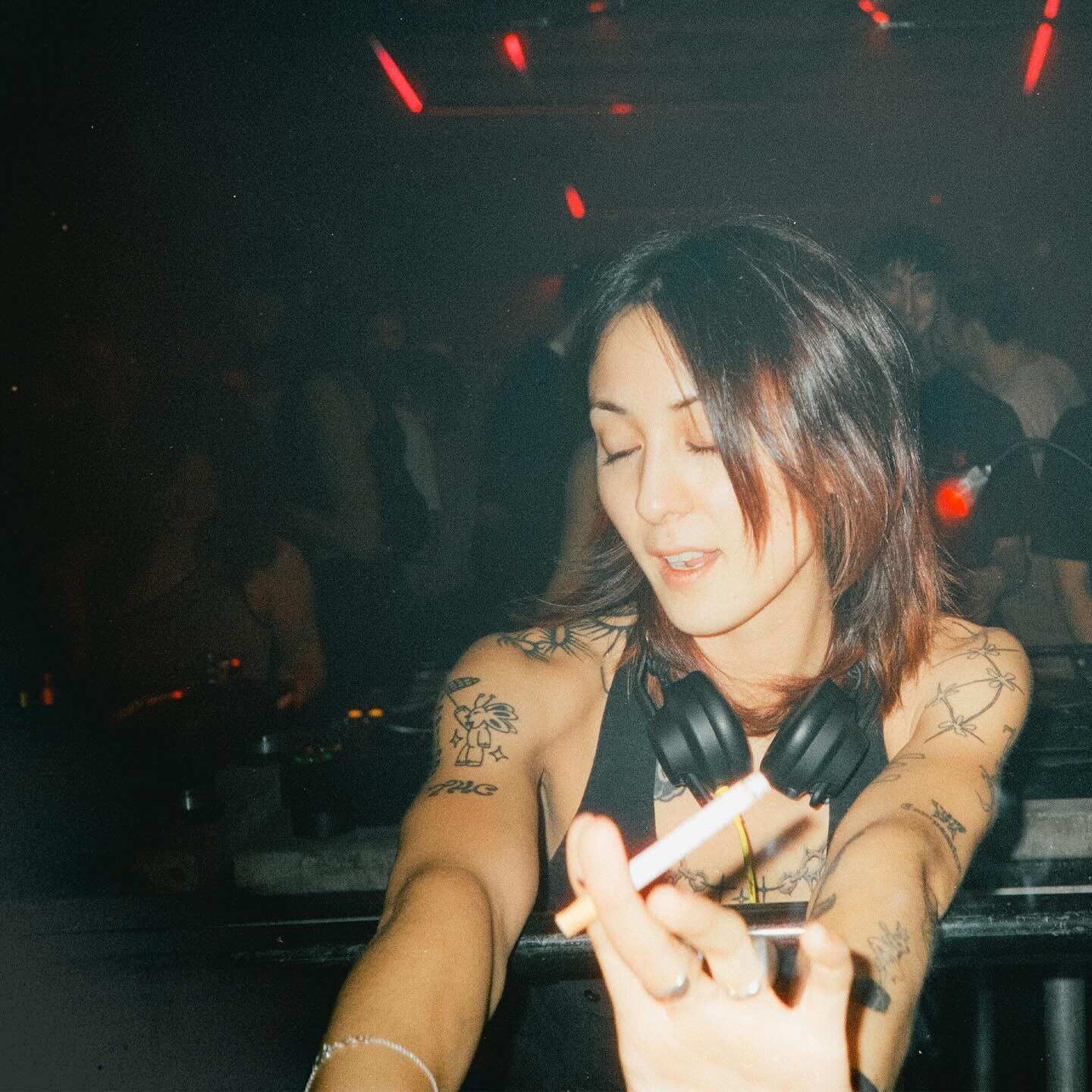 POING CLOSING WEEKENDER ✨

captured some final moments at @poing_club on film 🎞️