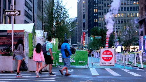 Smokey II_Times Square.gif
