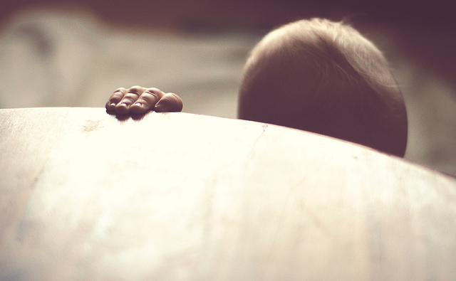de(tale): hands