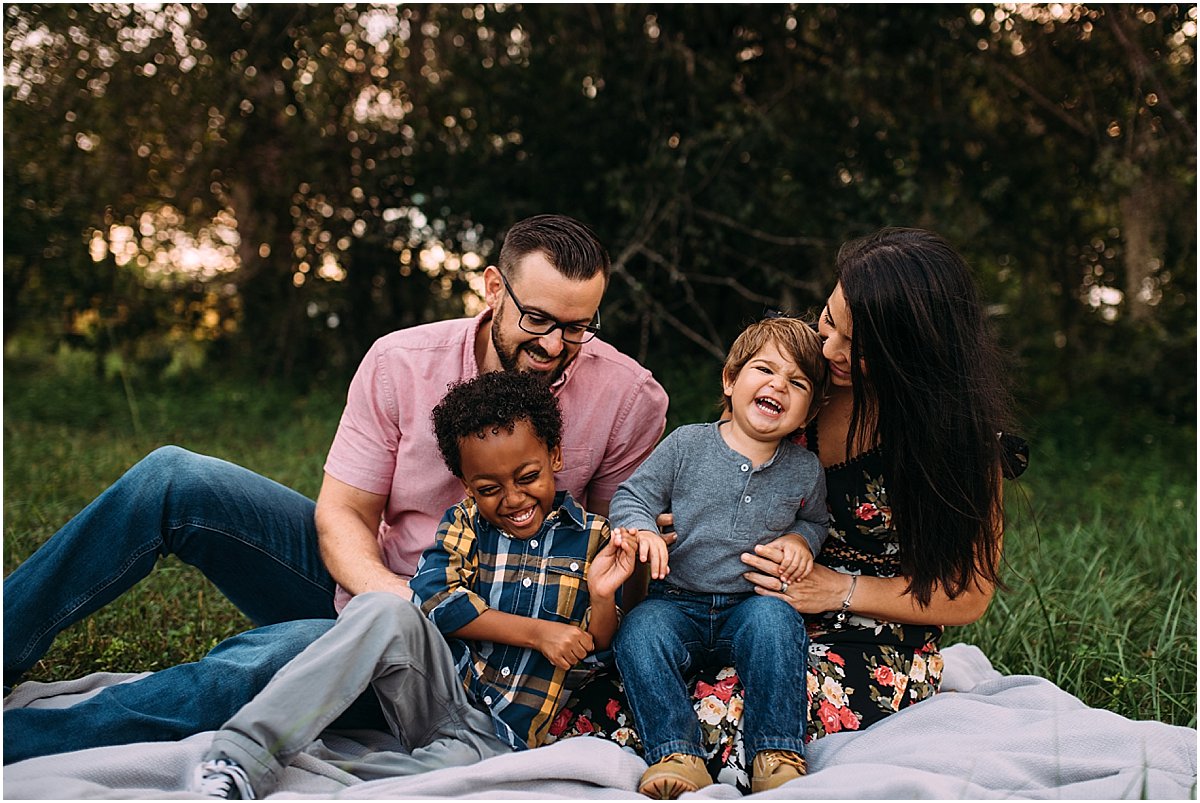 Family giggling together | Orlando Family Photographer