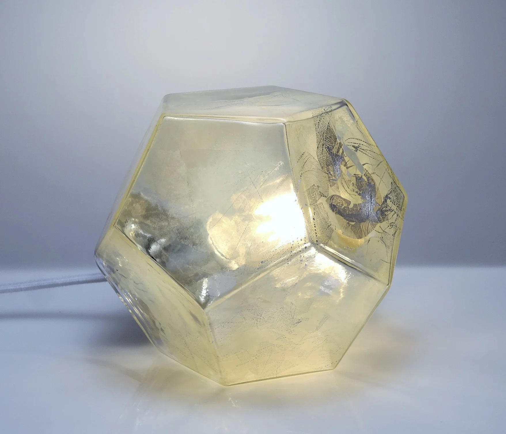 Hedron Series Tadpole Table Light