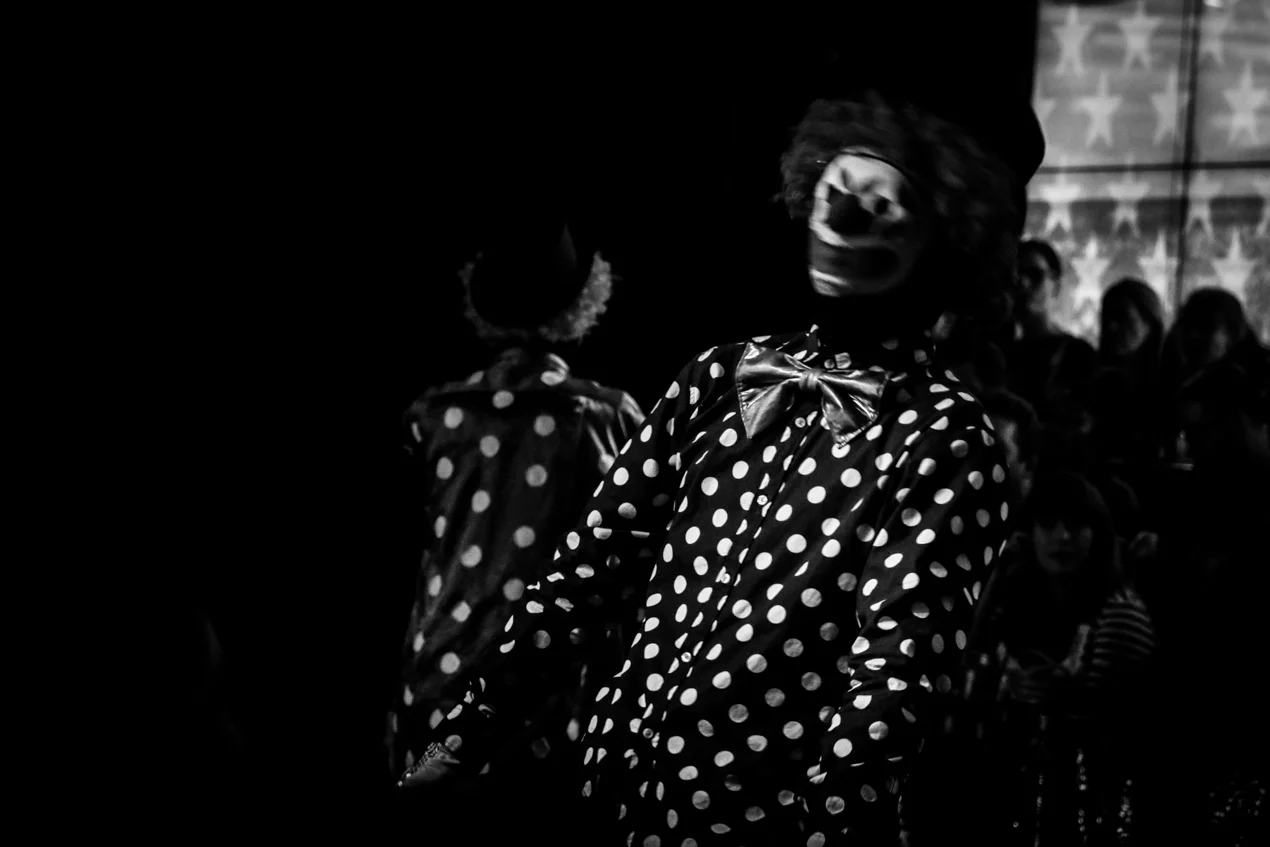 Copyright © MKLKMB. All rights reserved.