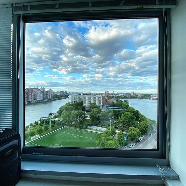 window views. 🖼 ⛅️ #nyc #skyline #sunshine