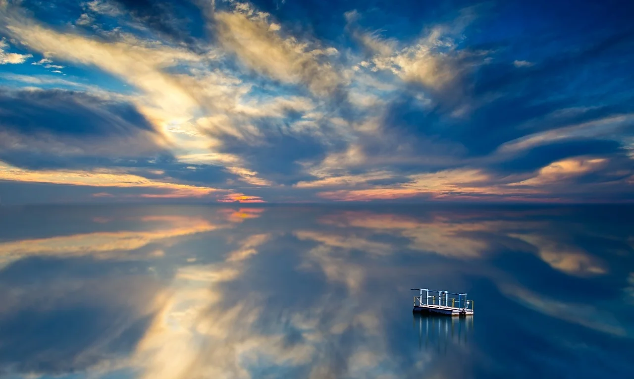 cool ocean pic.jpg