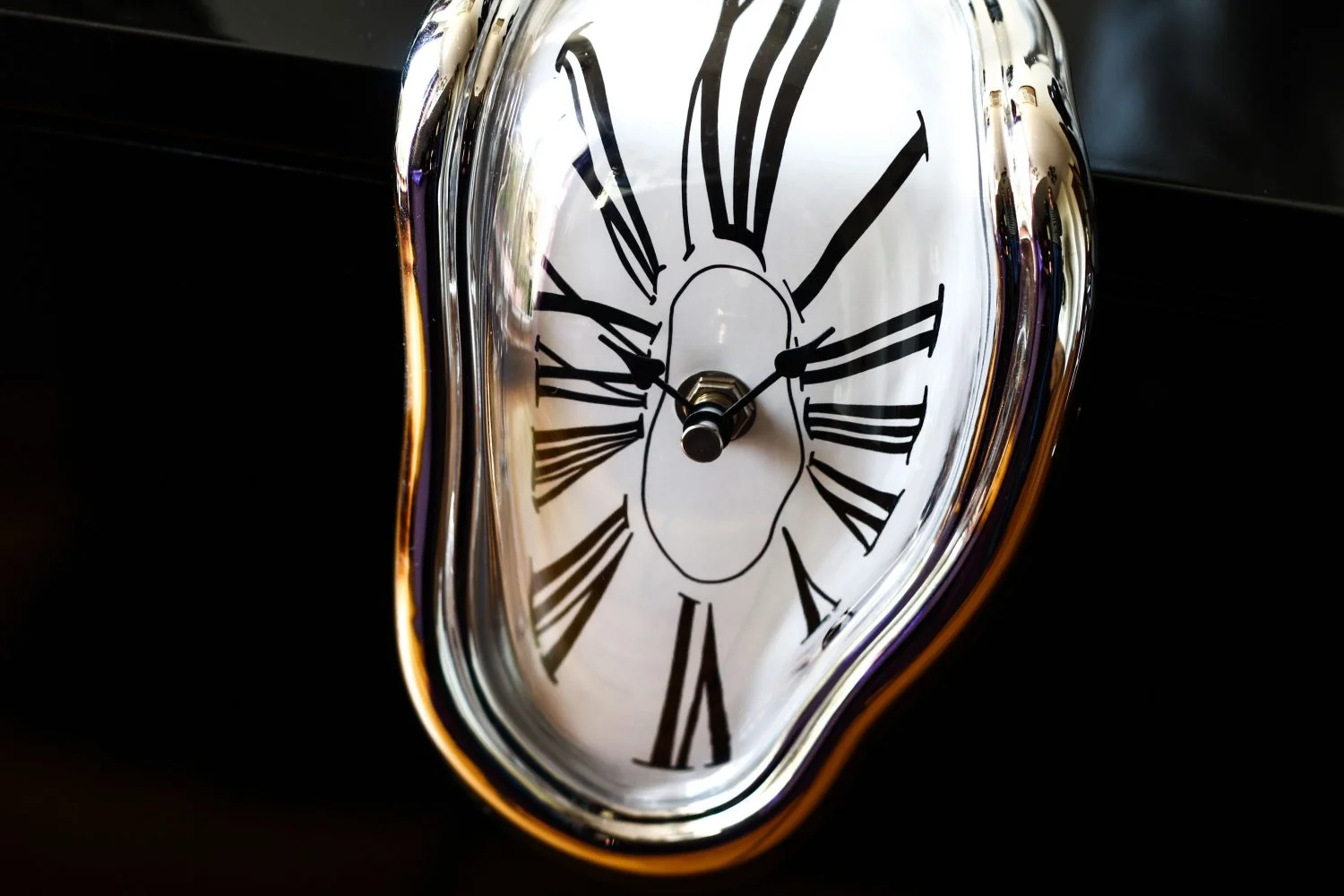 time-distortion-.jpg