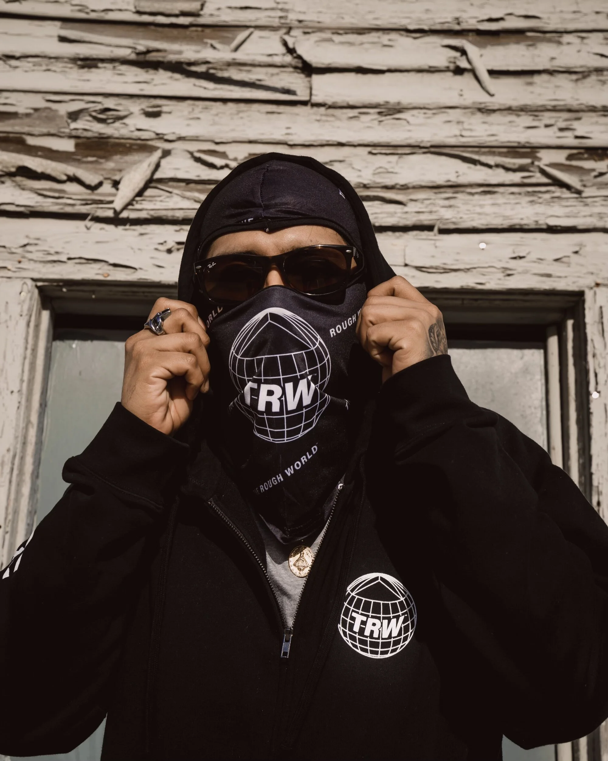 2173FD6C-08BC-4B22-AFE3-9D9055283175