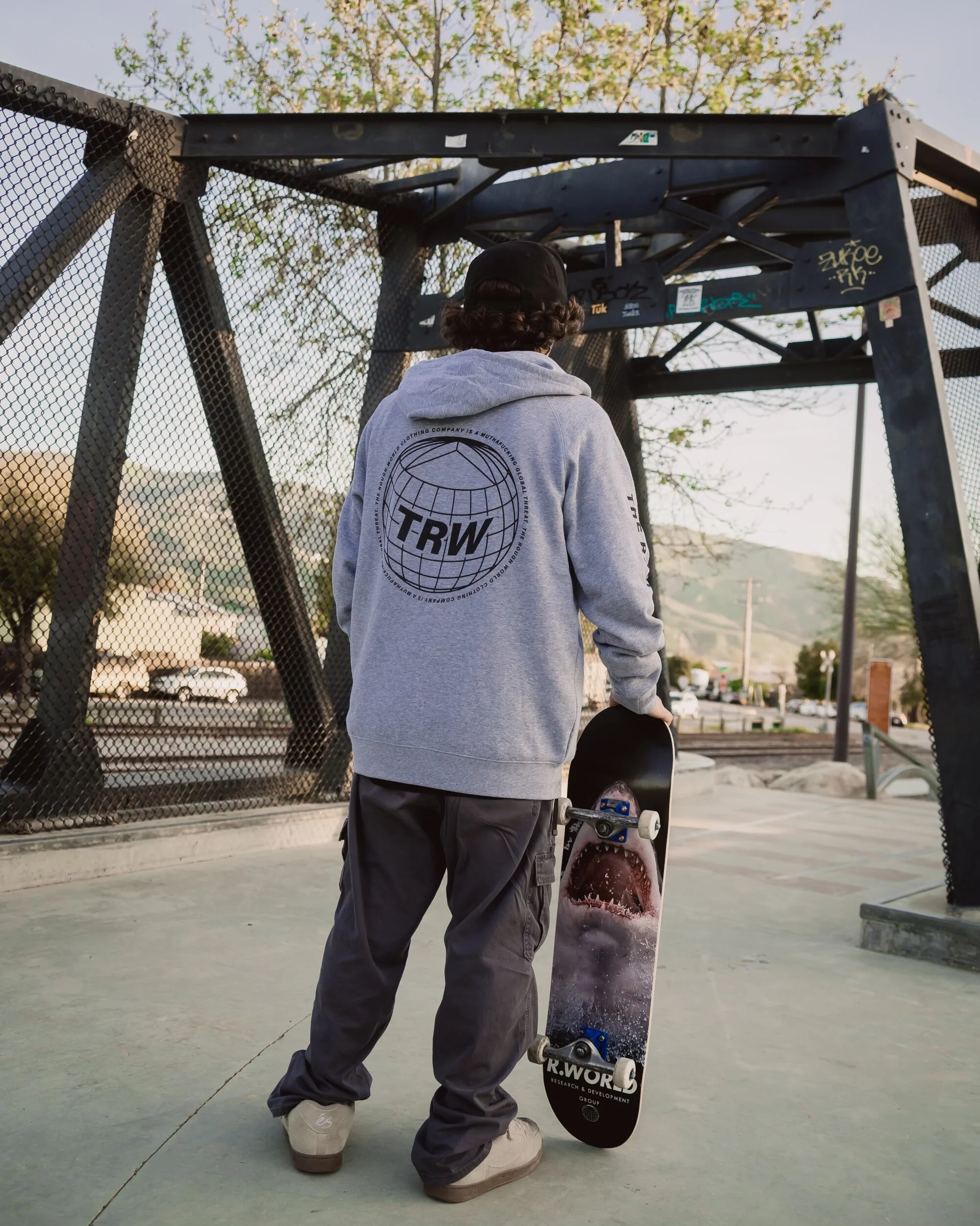 37C32017-6219-4F36-98CB-19415CC35044