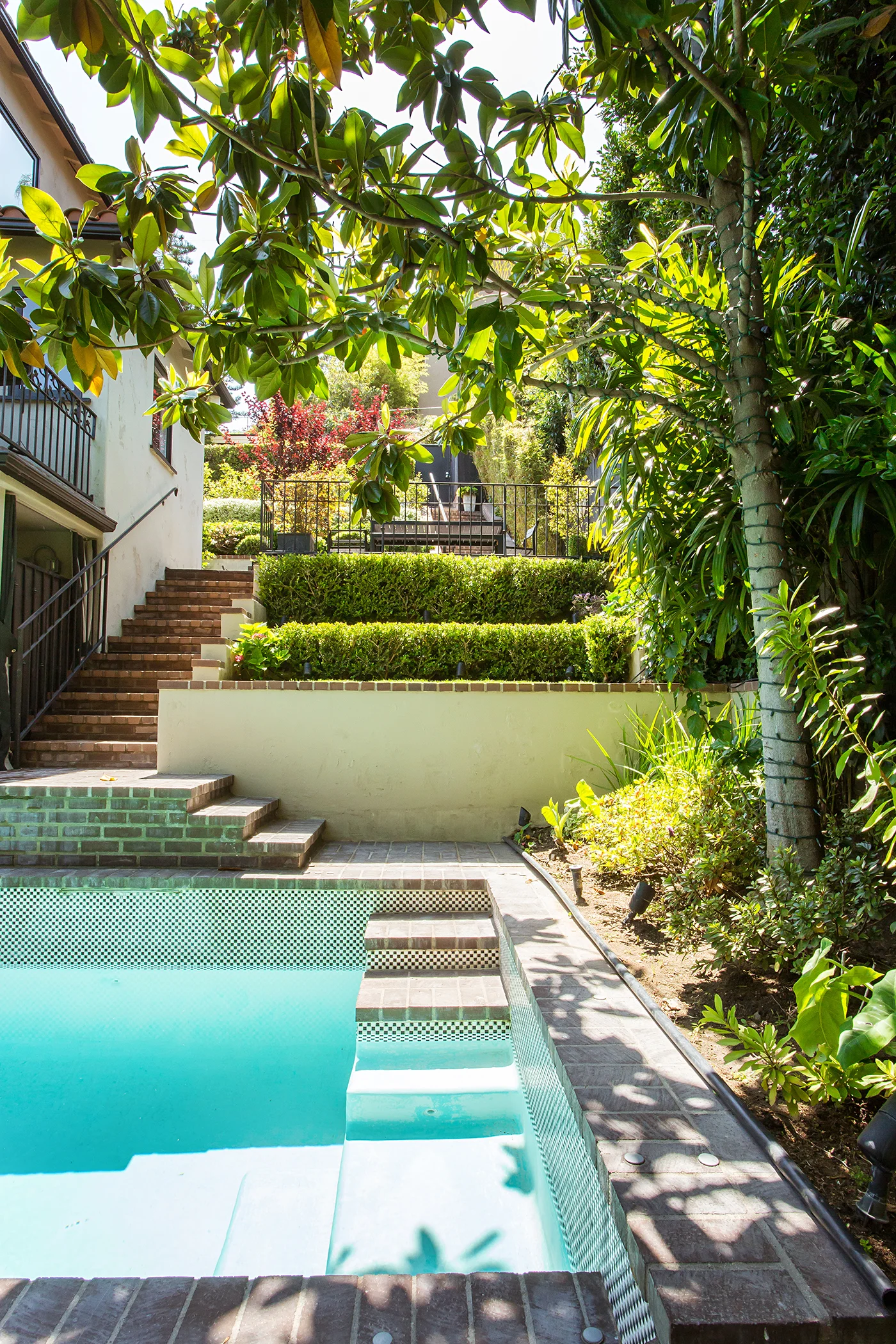 CAM20026_1_edited_MLS size.JPG