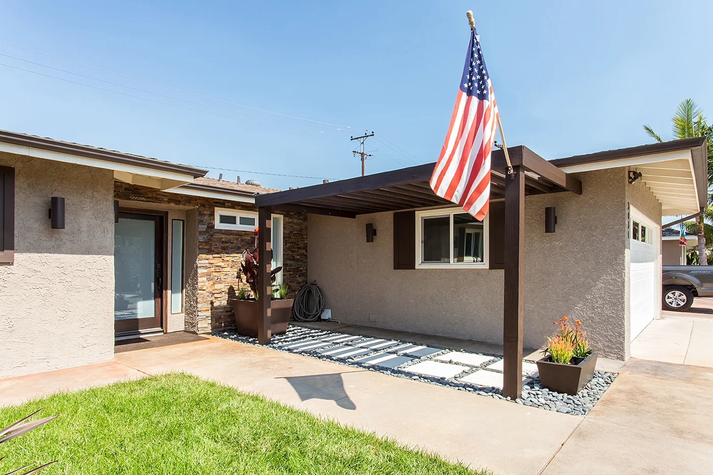   3031 SHADYPARK DRIVE   Long Beach,&nbsp;CA 90808  