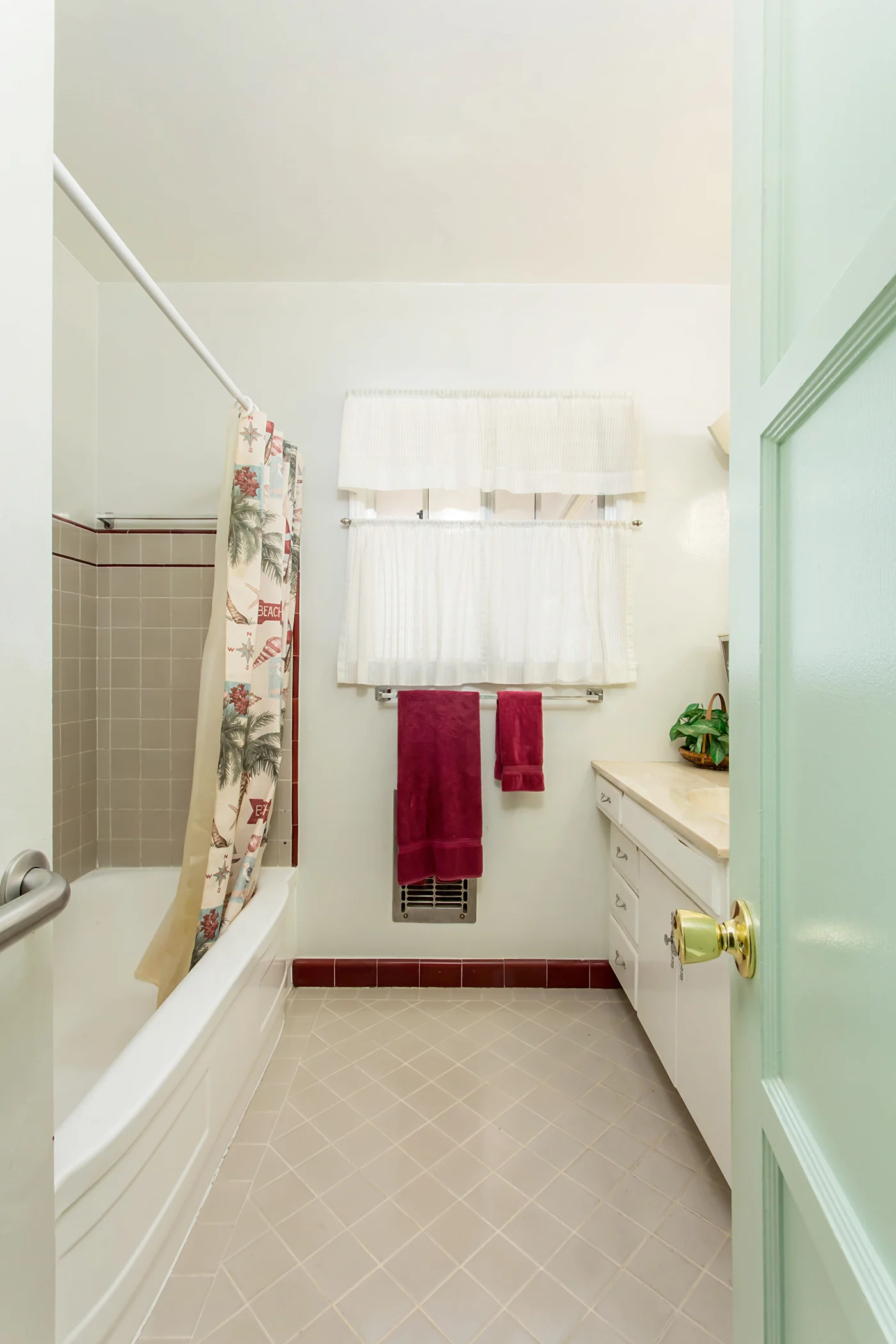 CAM20601_edited_MLS size.JPG