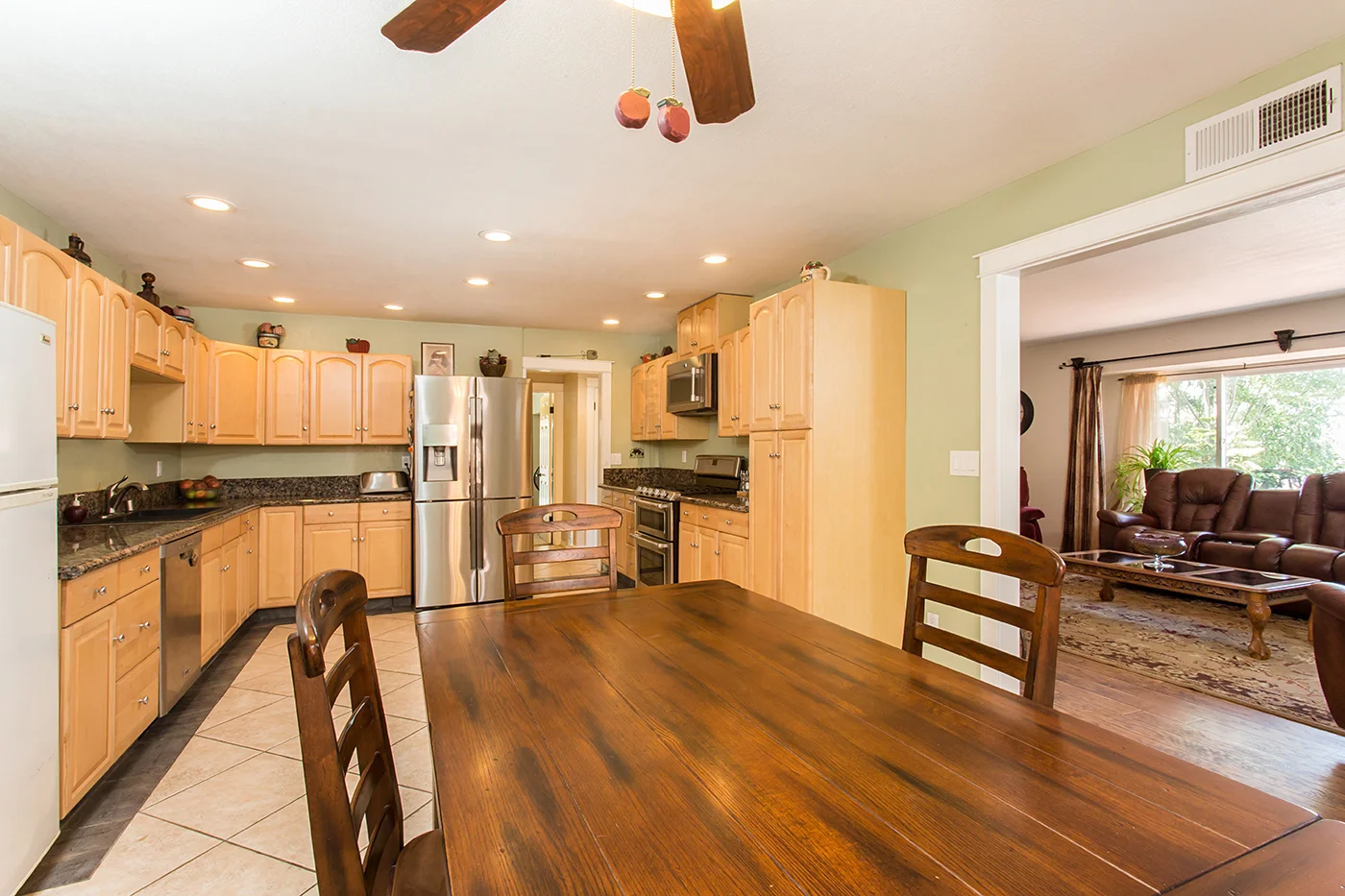 CAM21516_edited_MLS size.JPG