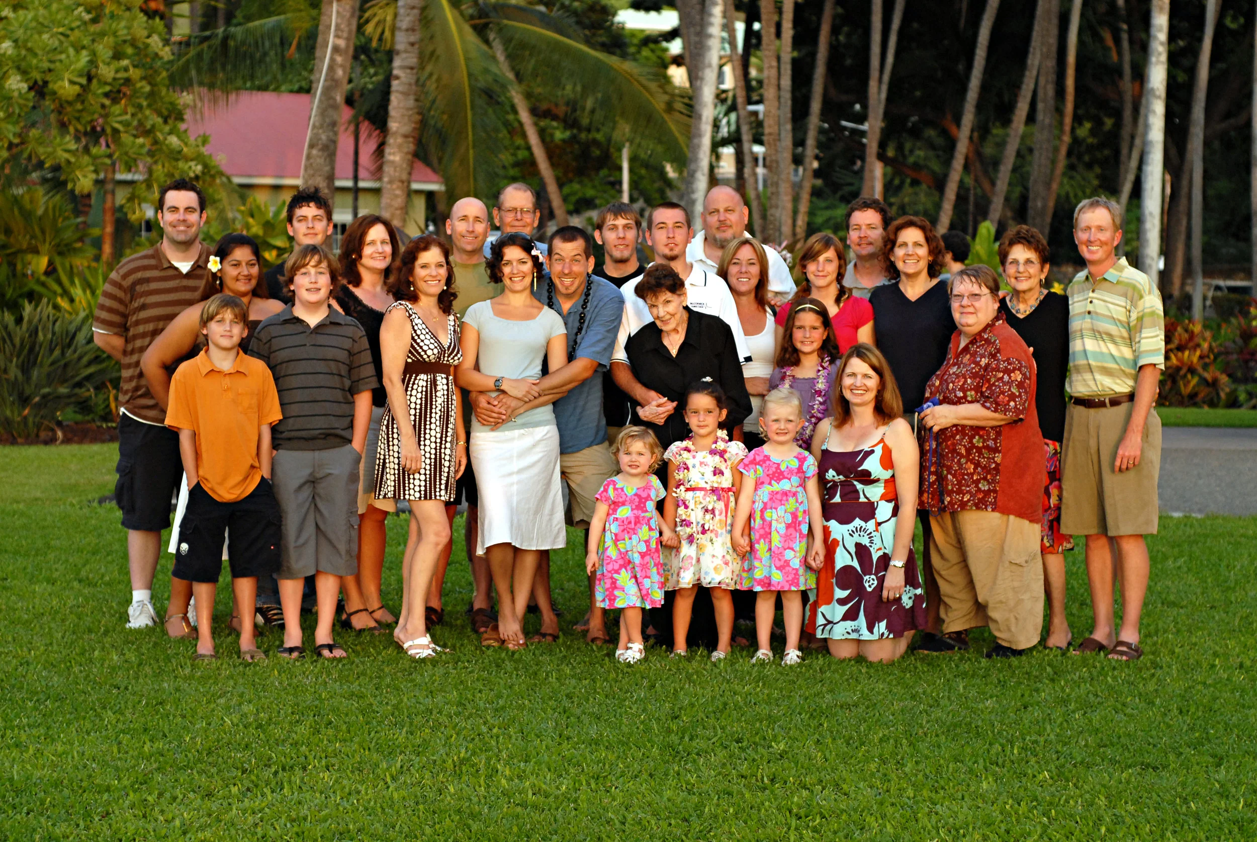 DSC_0002 the whole family.jpg