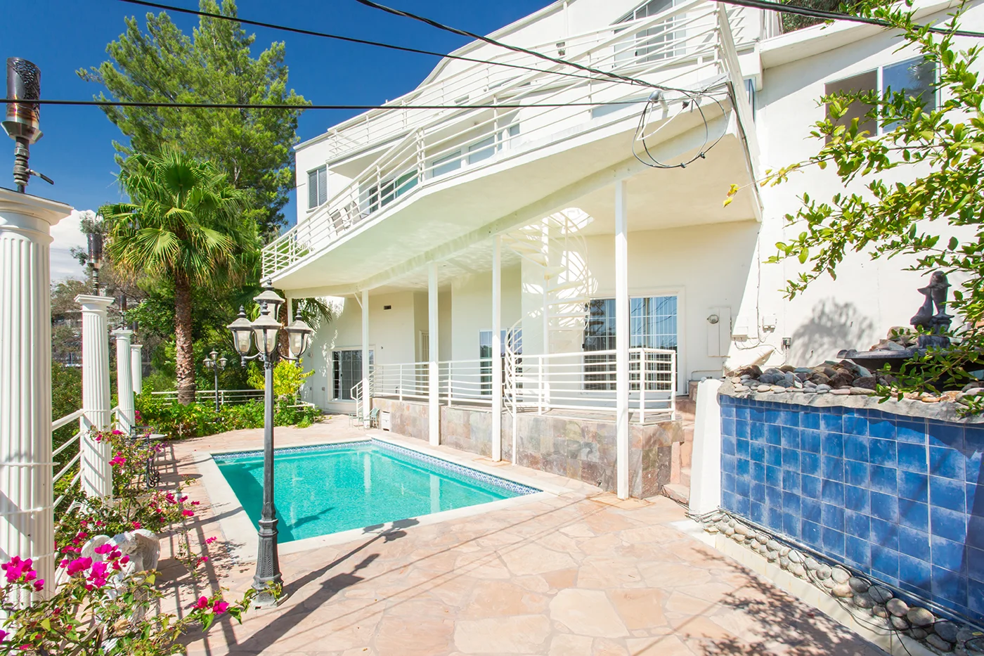 CAM23010_edited_web size.JPG