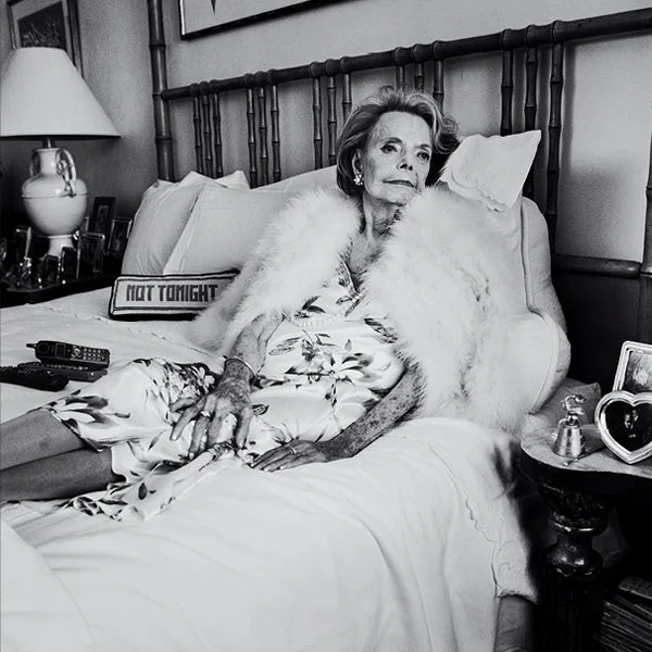 Once_Upon_A_Time_Vanity_Fair.jpg