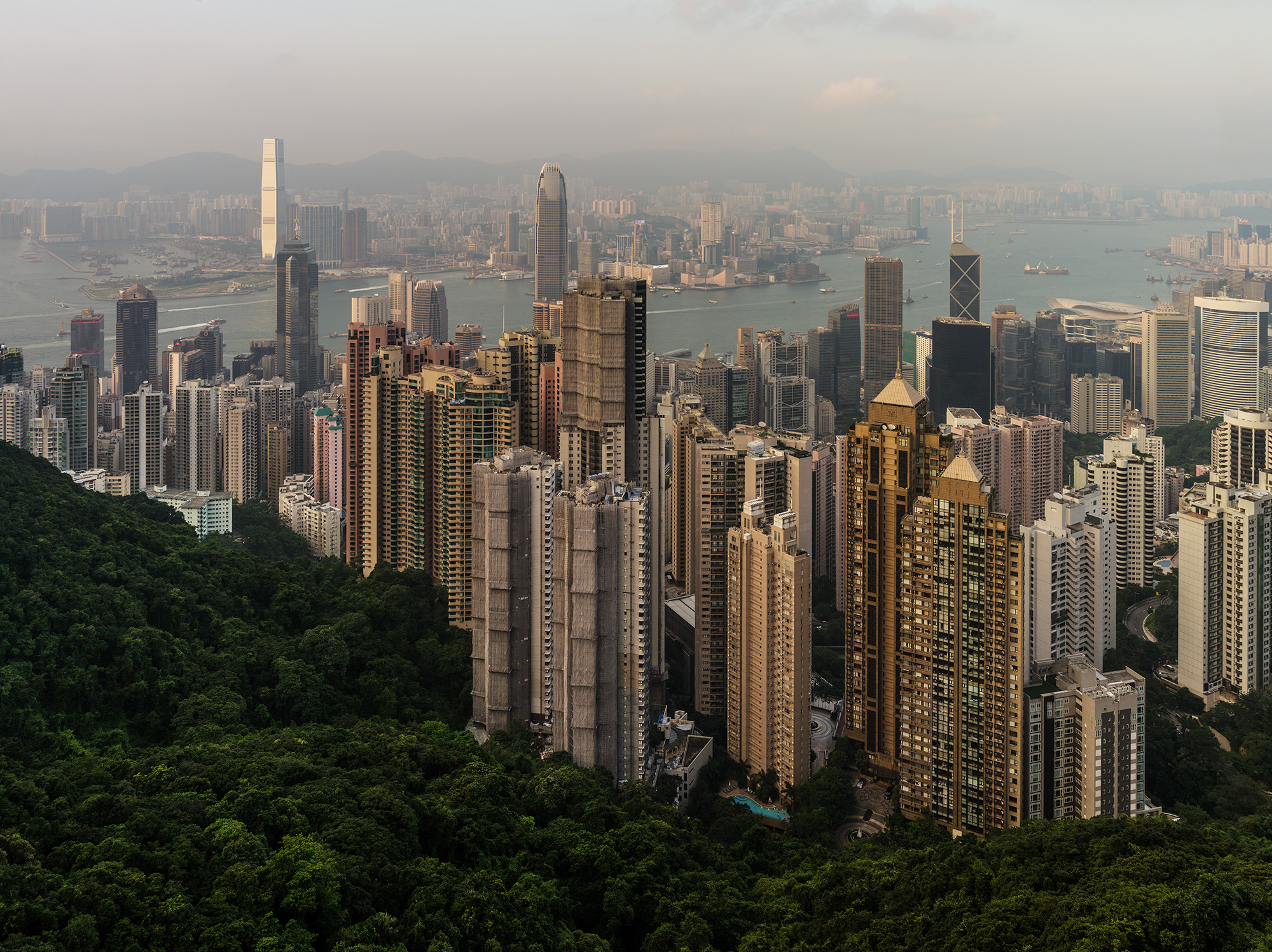 2013_11_Bilderbub_Spirig_Ricola_Hongkong_04.jpg