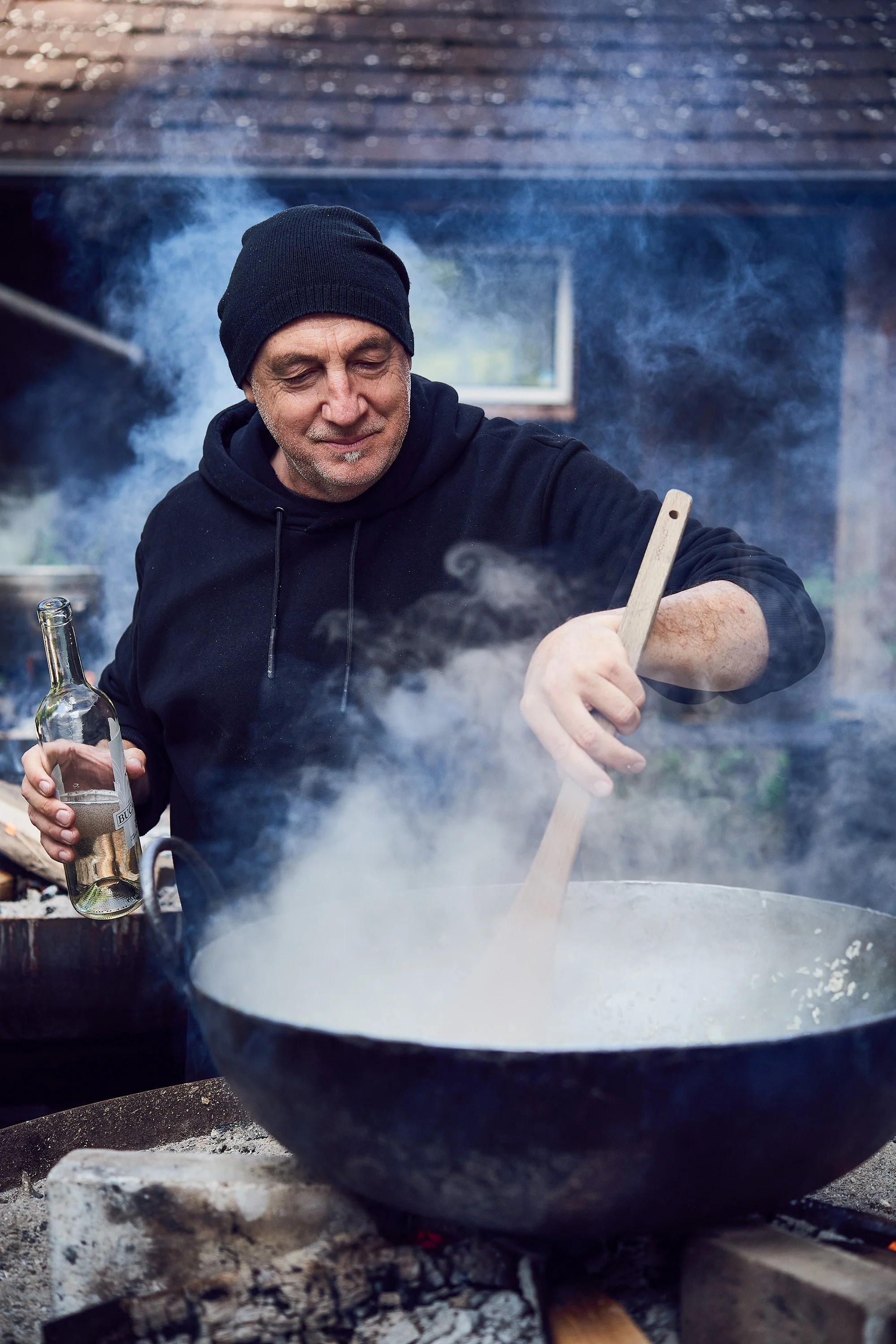 2022_03_Bilderbub_Spirig_Feuerkochen_010.jpg