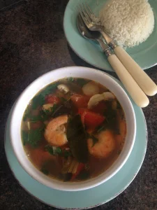 Tom yum goong - hot sour soup with prawns
