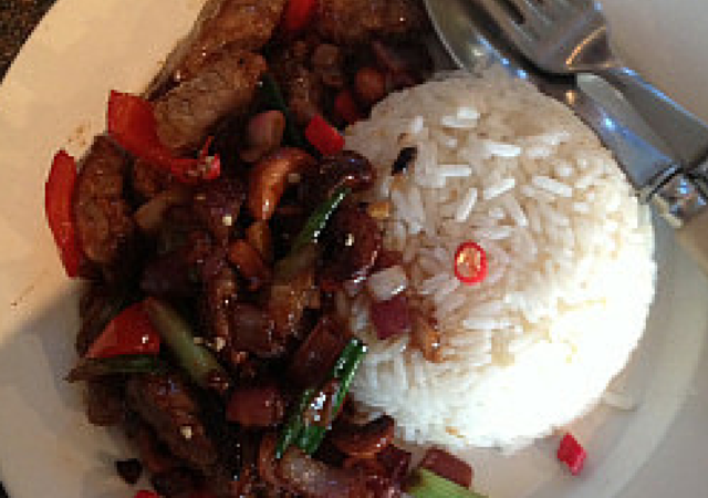 Stir fried chicken or beef with cashews
