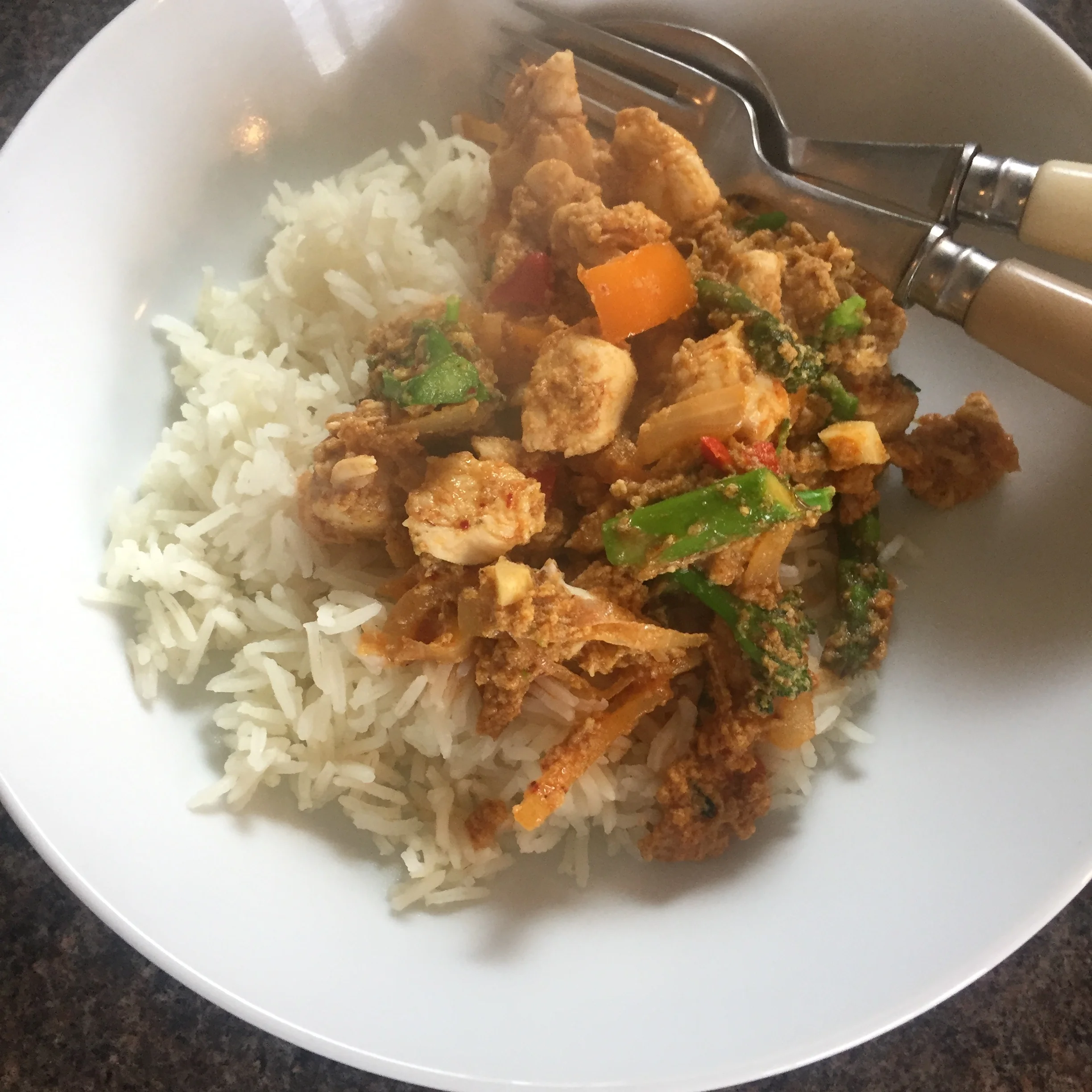 Gai pad pong karee / chicken curry stir fry