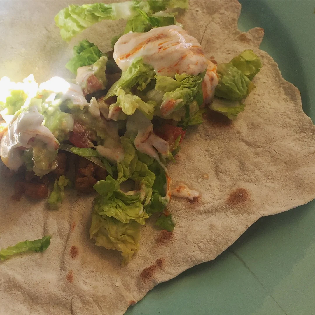 Homemade tortilla wraps (+ pork / guacamole filling)