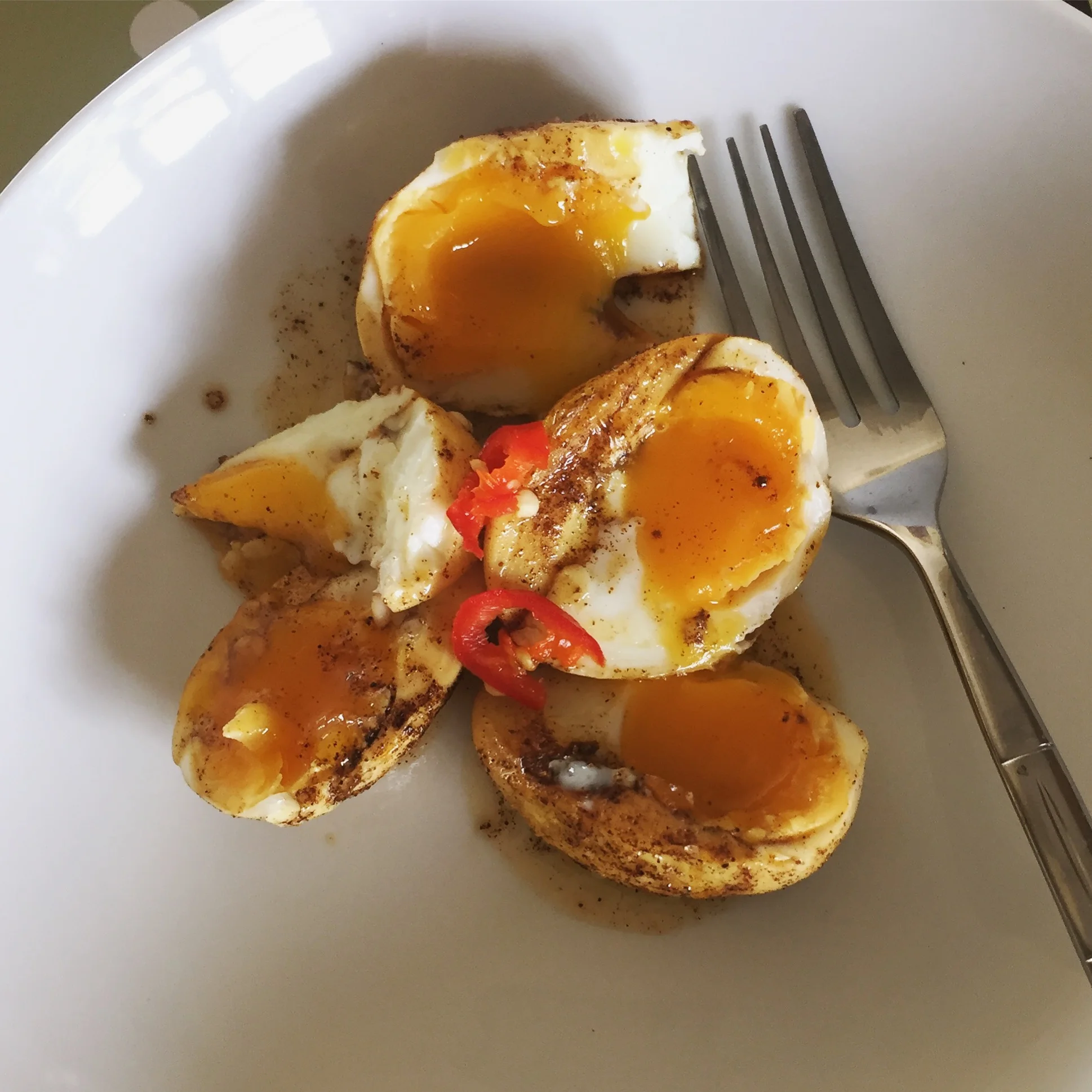 Simplest curried eggs