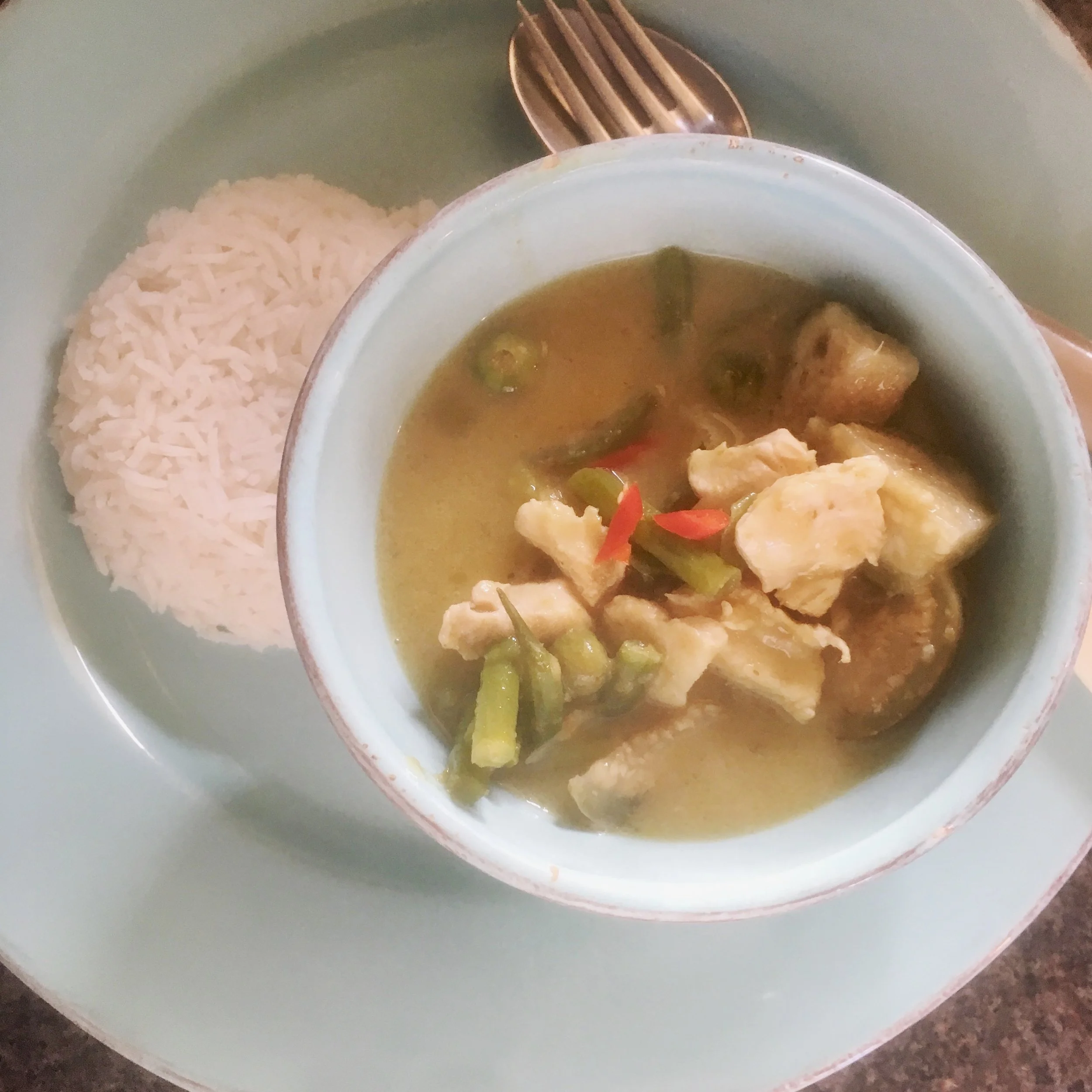 Easy authentic gang keow wan gai - Thai green curry chicken