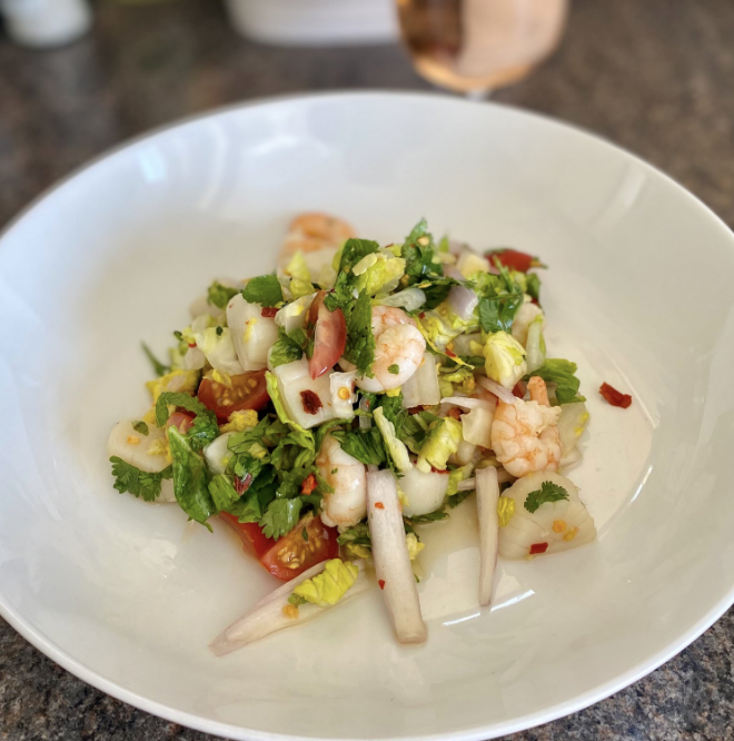Luxurious spicy sour Thai seafood salad