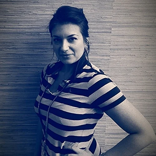 CHLOE BLACKWELL FREELANCE POST PRODUCER / SUPERVISOR