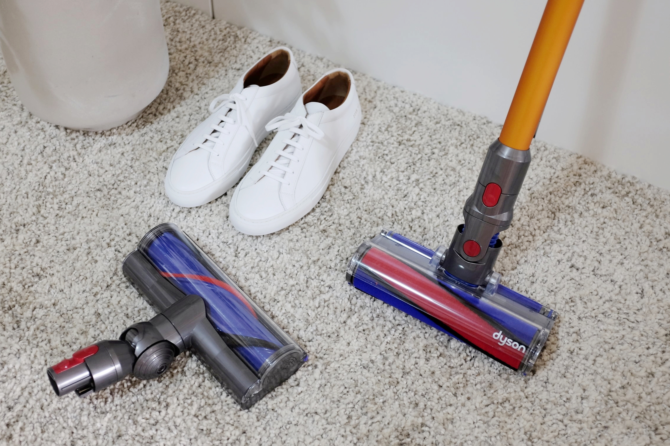 Mr Gumbatron The Dyson V8 Absolute cord-free vacuum cleaner review