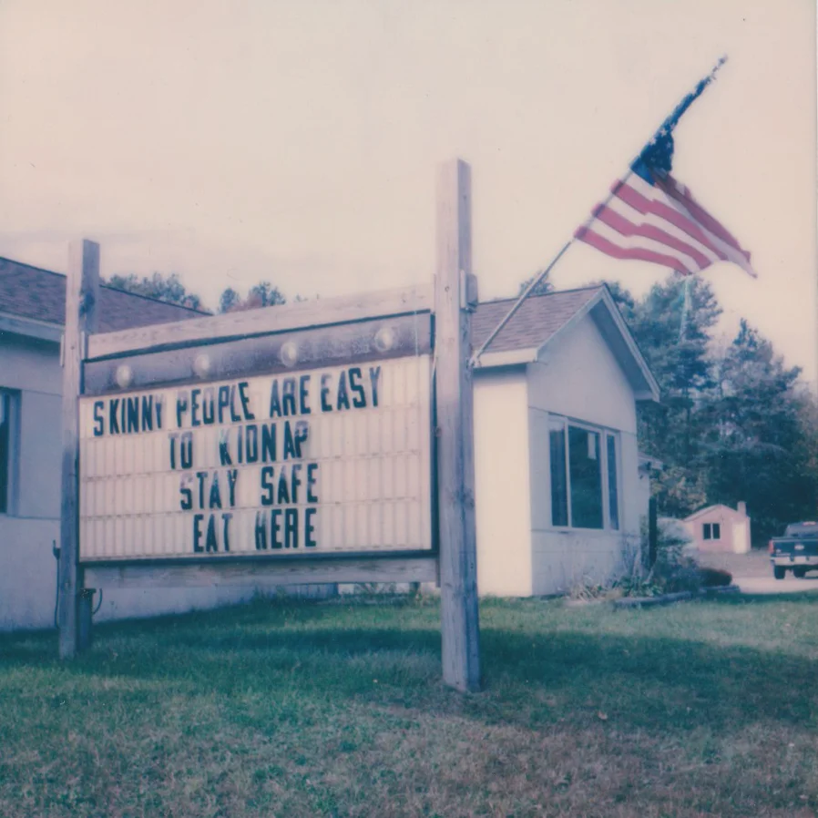 signSQUARE.jpg