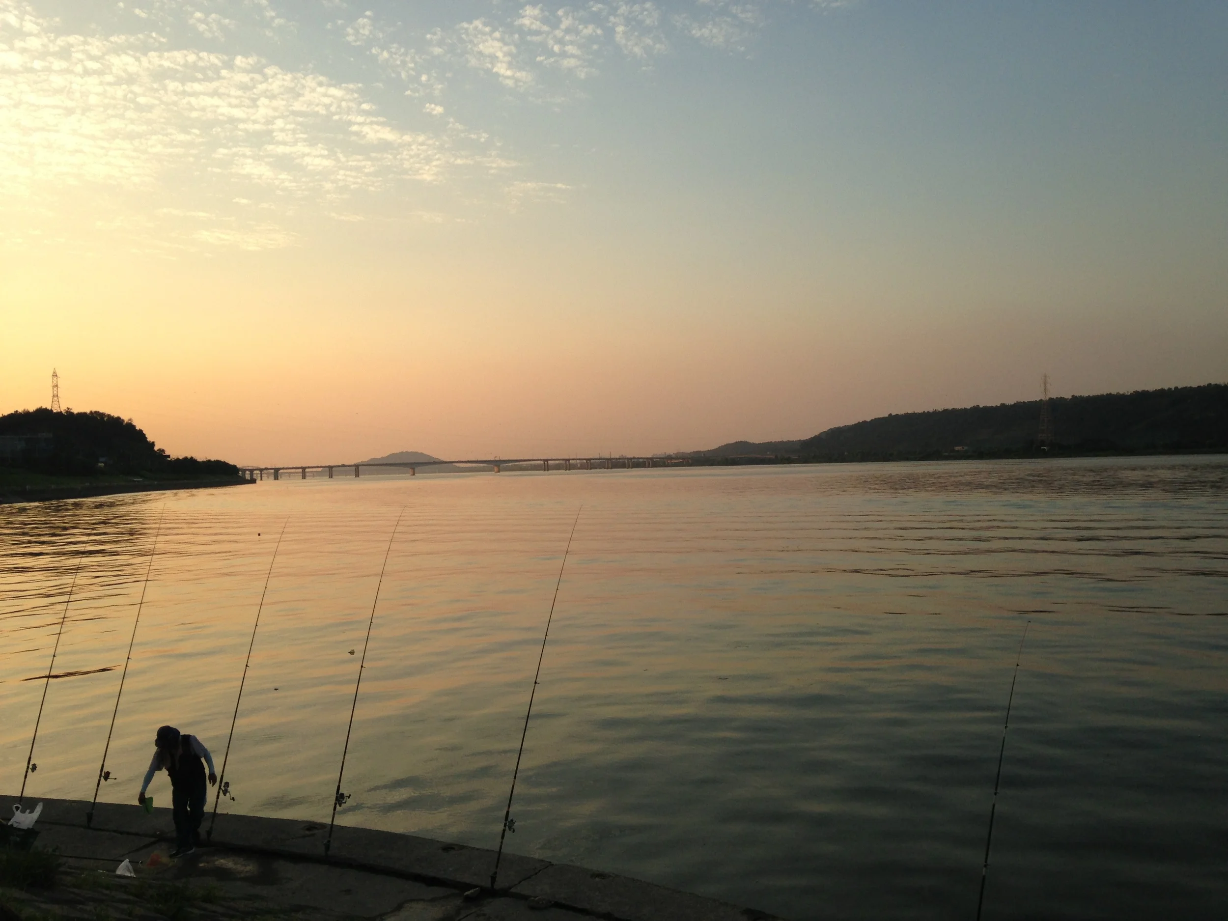 Aug2013_BikePath_HanRiver_Seoul001.JPG