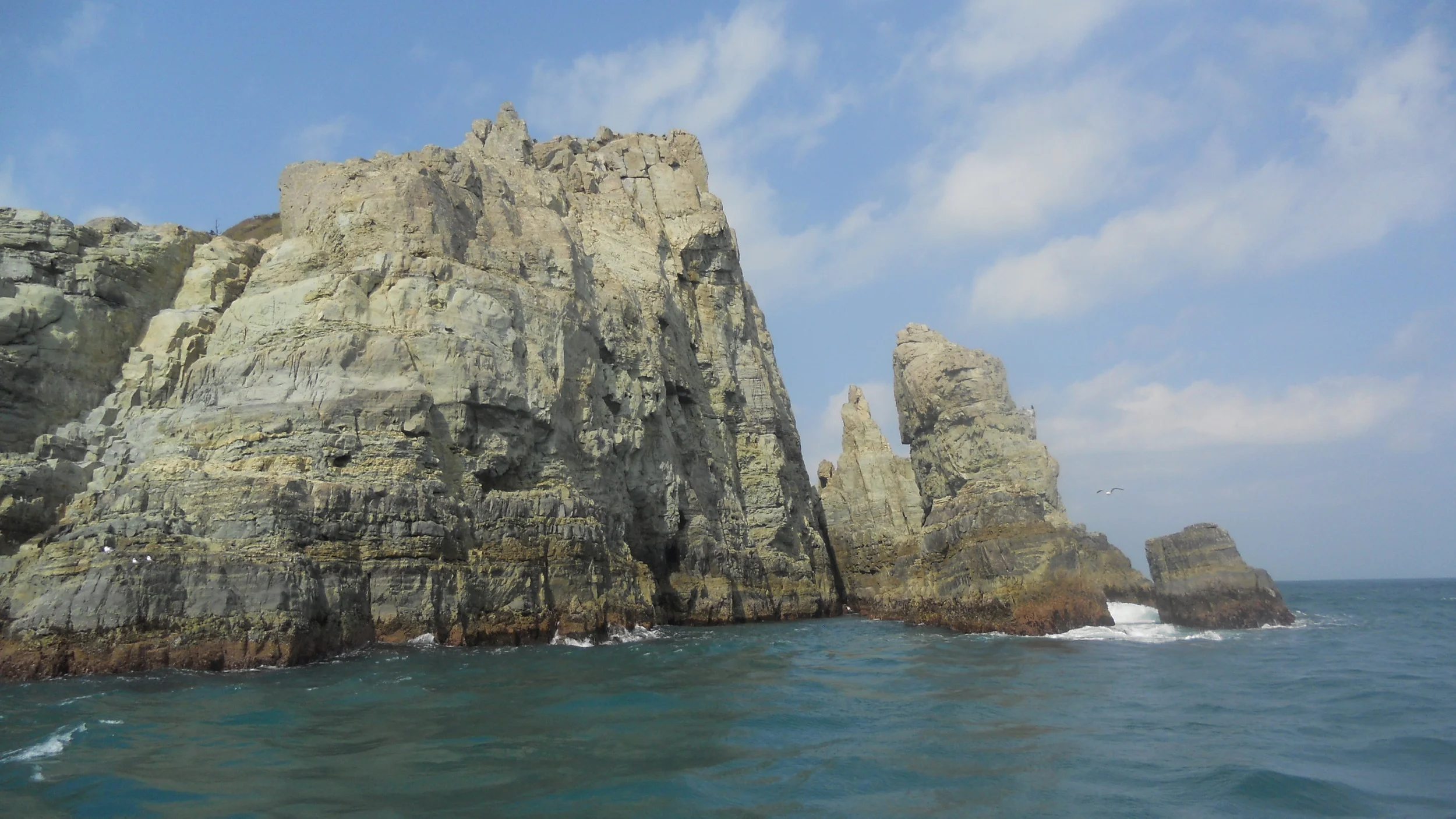 April2011_HayGuenGayRocks_SouthKorea009.JPG